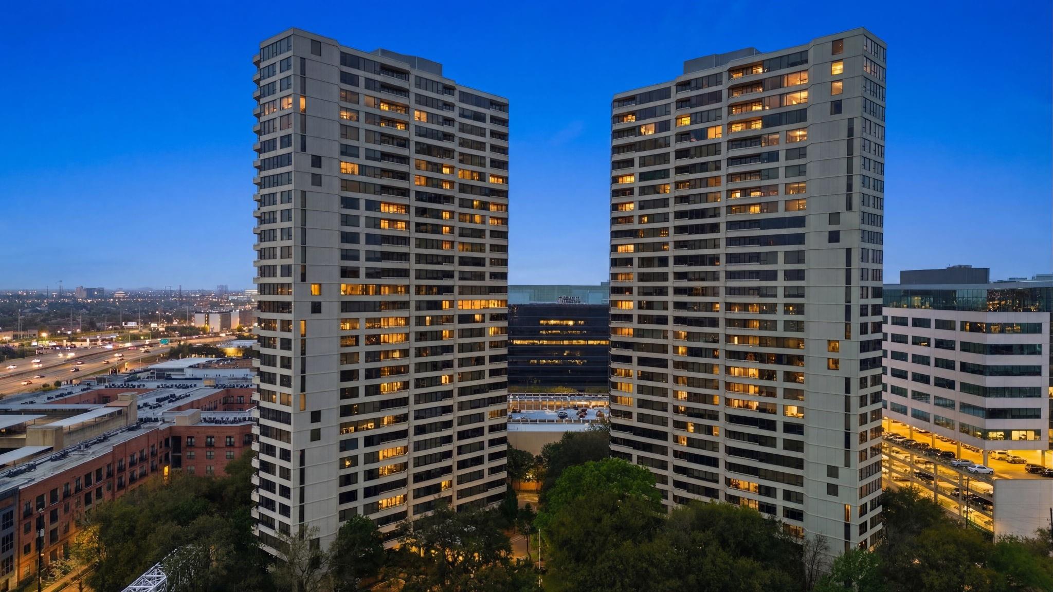 15 Greenway Plaza #25J — photo