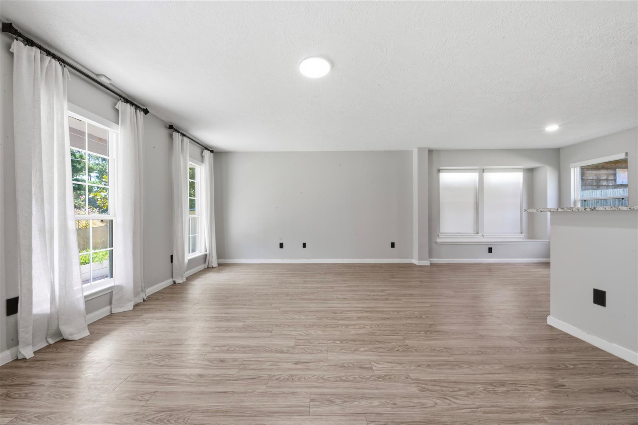 15011 Crockett Road — photo
