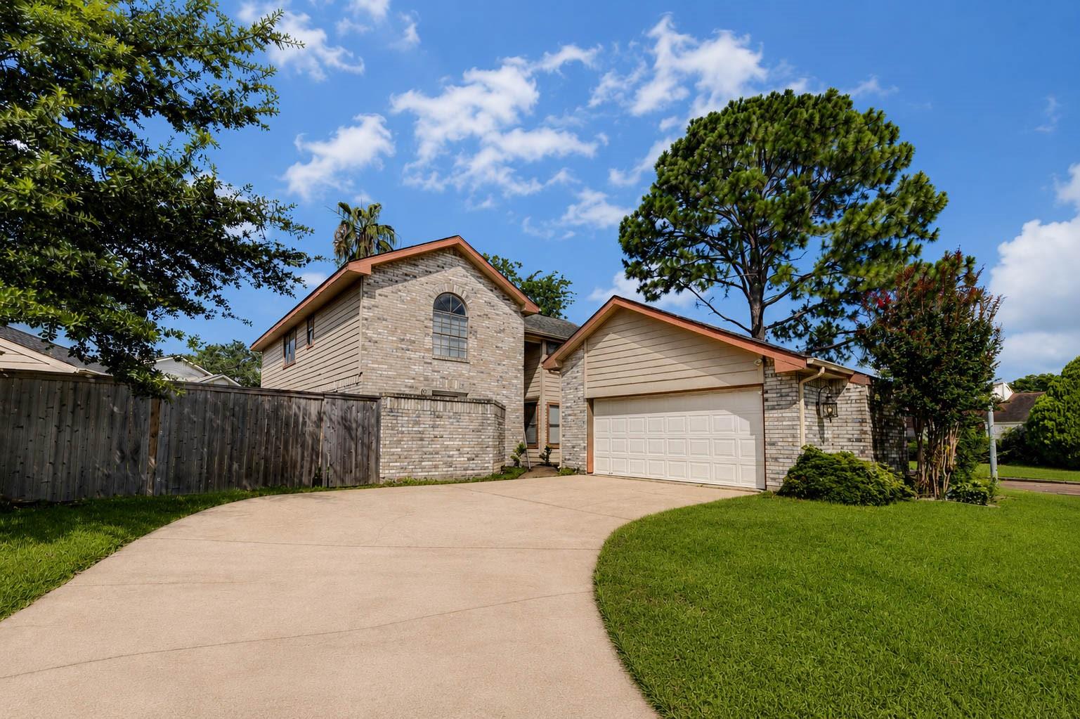 3102 Ashford Bend Drive — photo