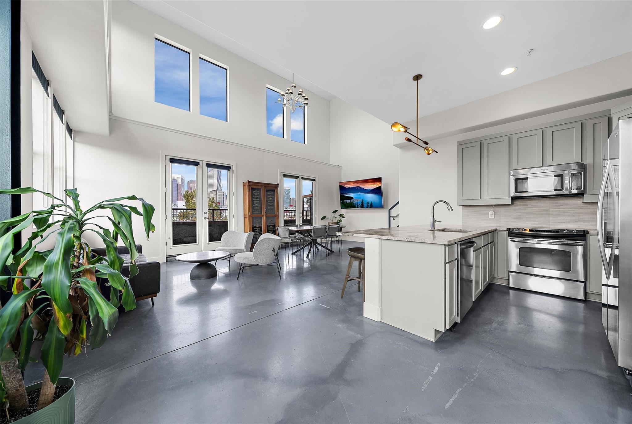 2323 Polk Street #306 — photo