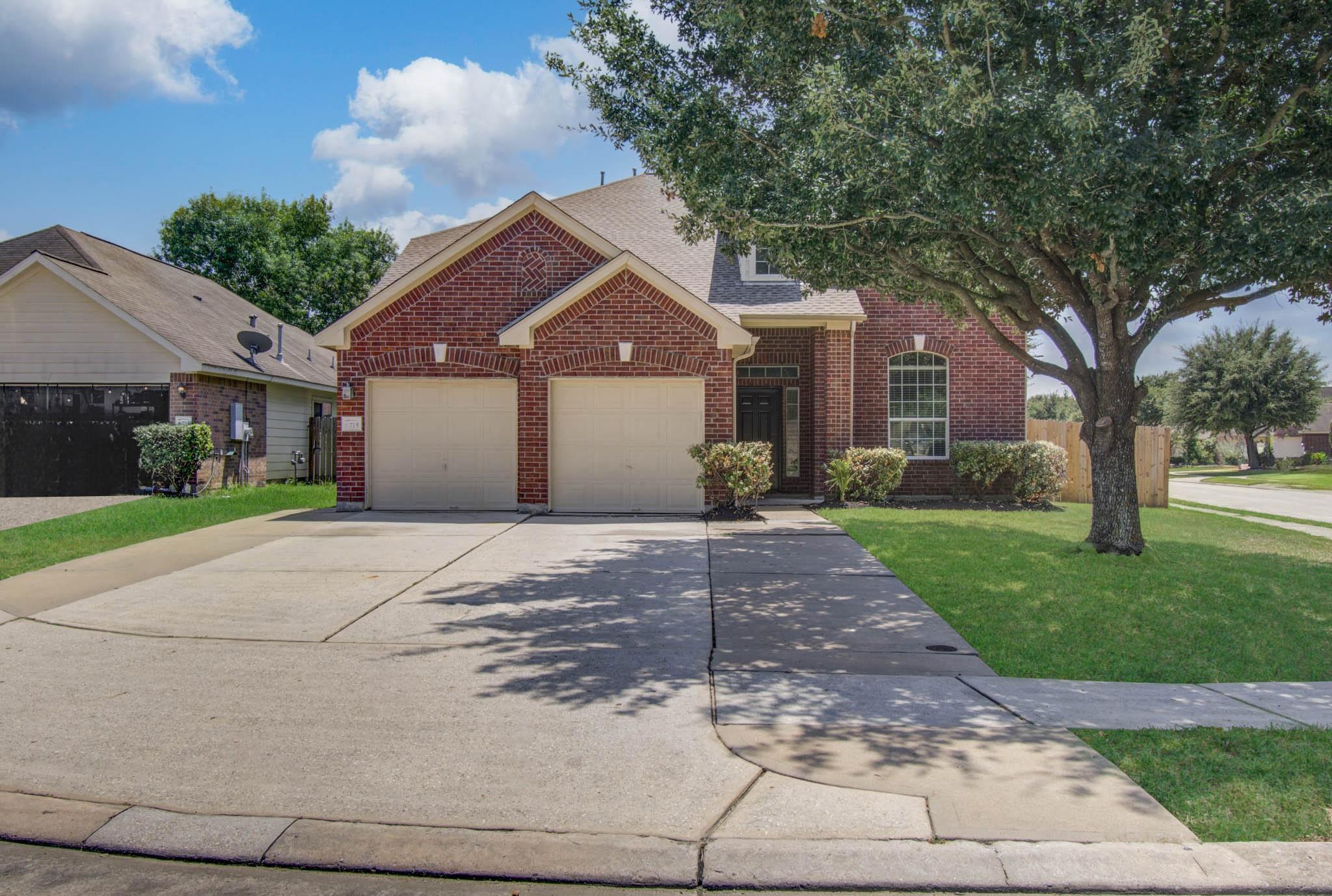 6715 Starcroft Court — photo