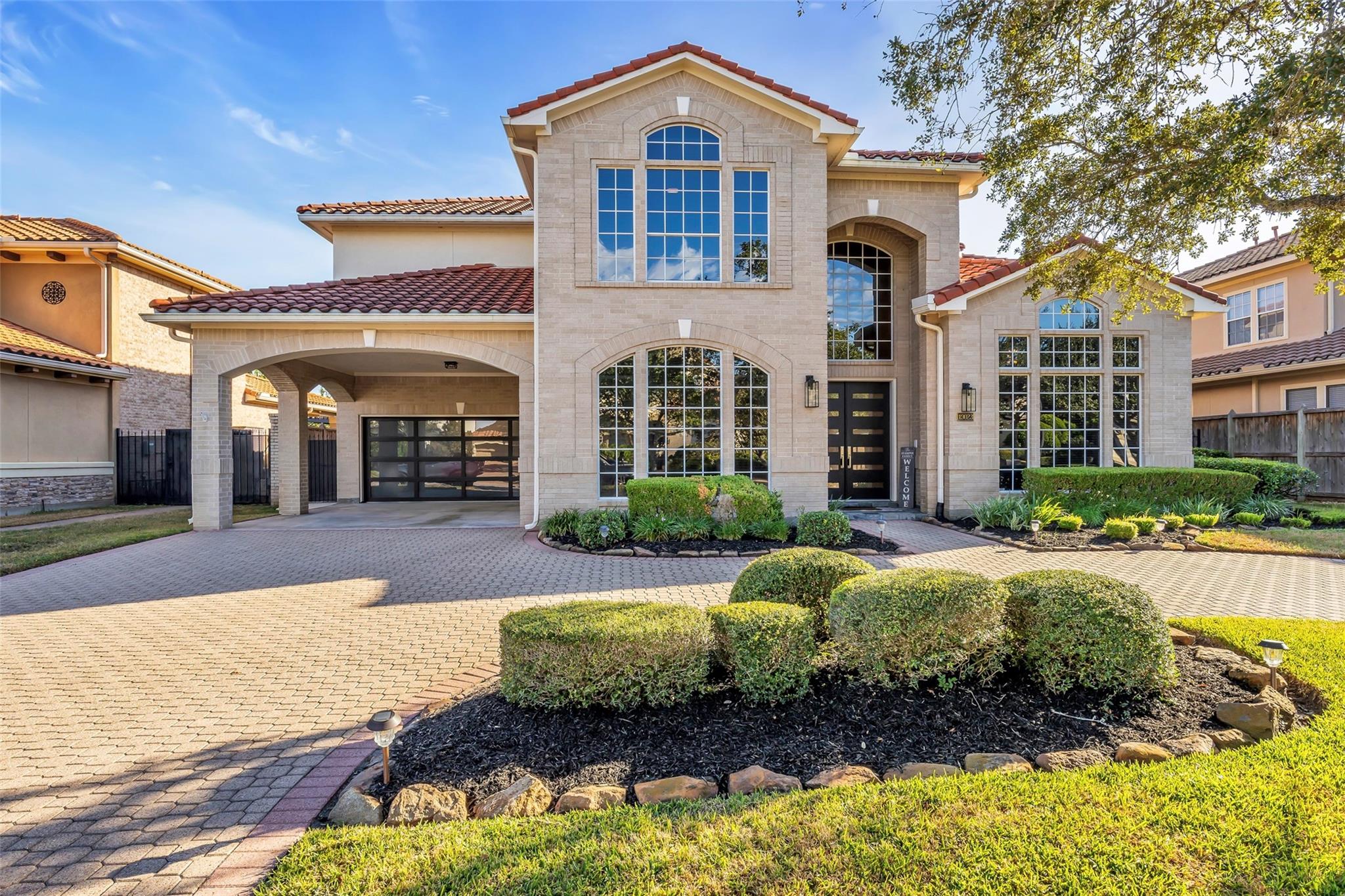 19023 Windsor Lakes Drive — photo