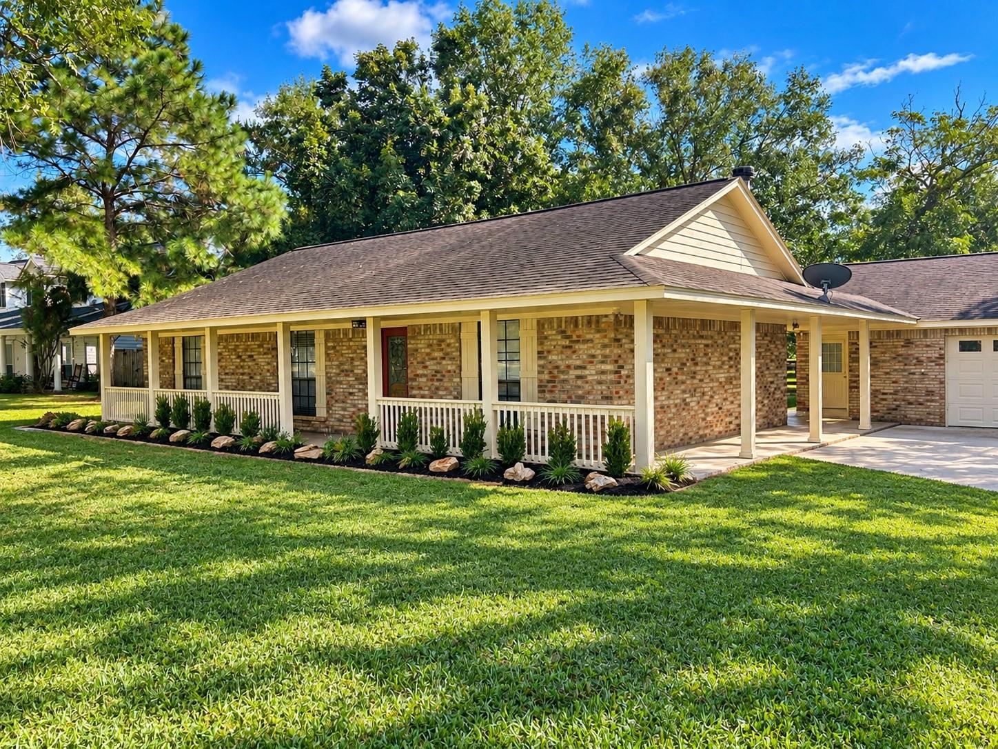 407 Branding Iron Circle — photo