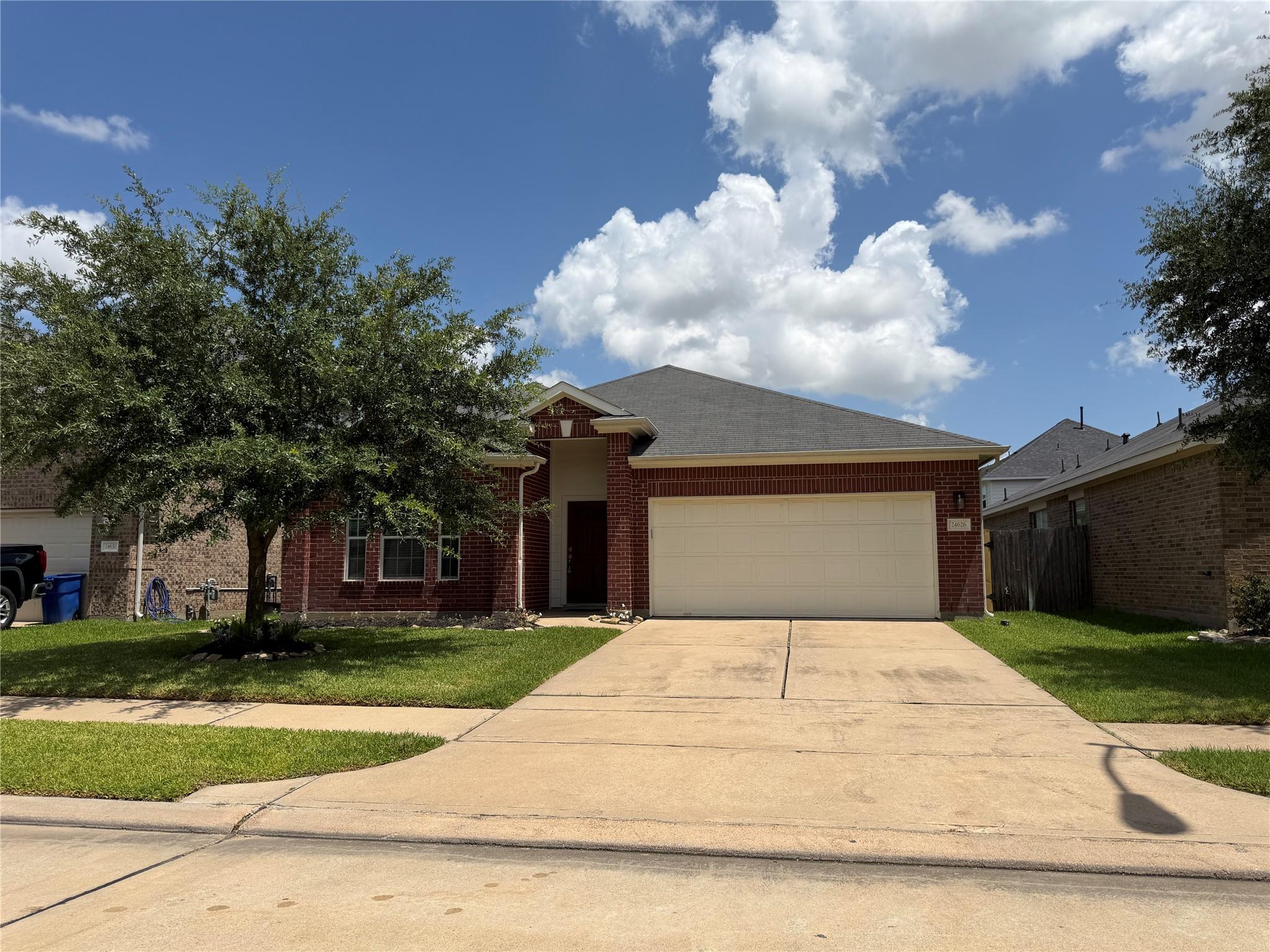 24626 Lakecrest Creek Drive — photo