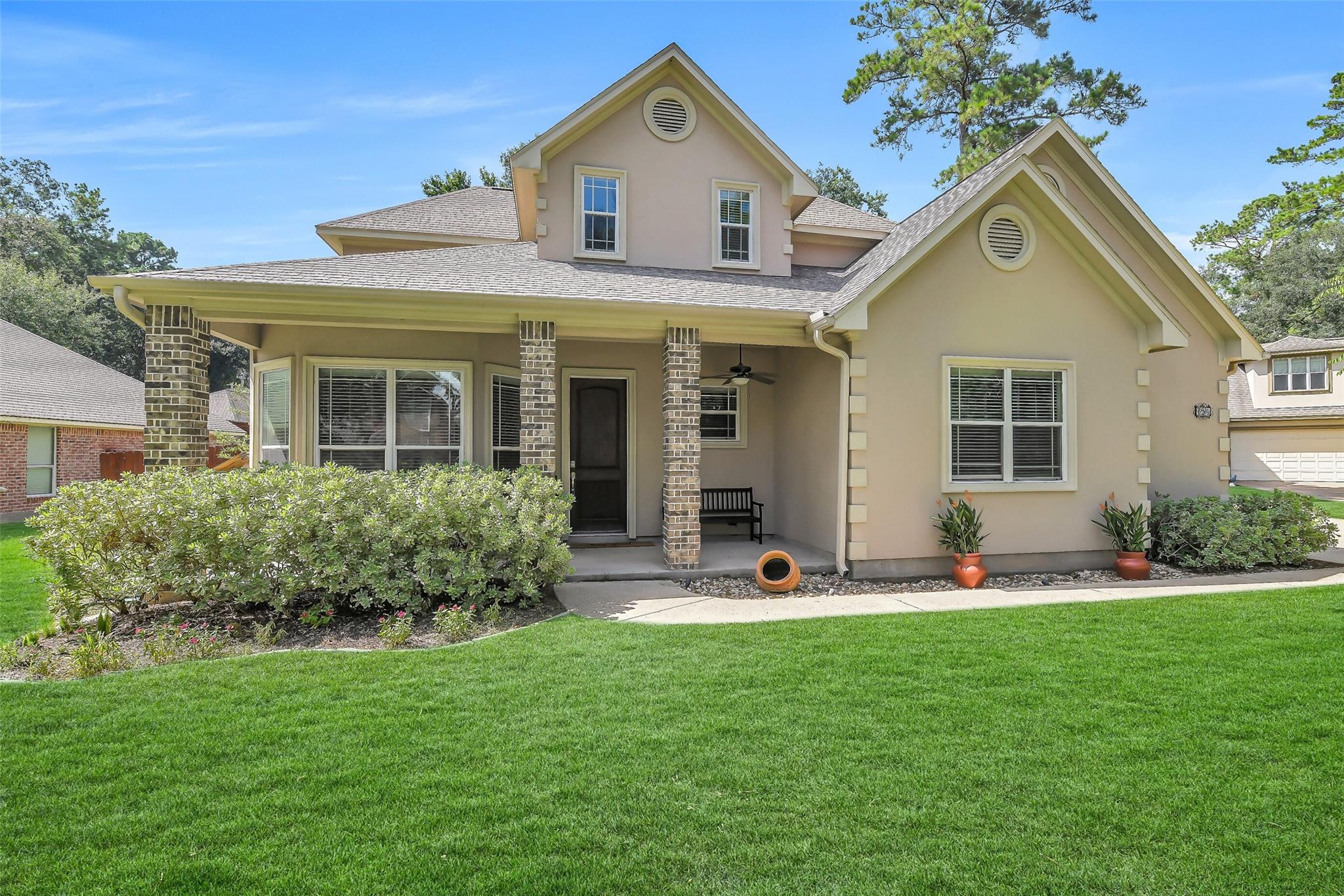 754 Holly Springs Drive — photo