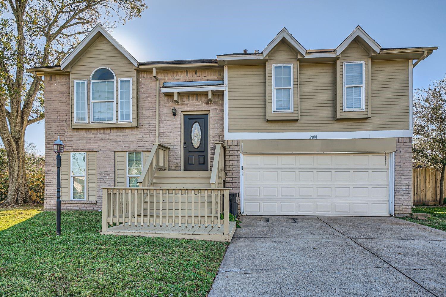 2801 Custer Drive — photo