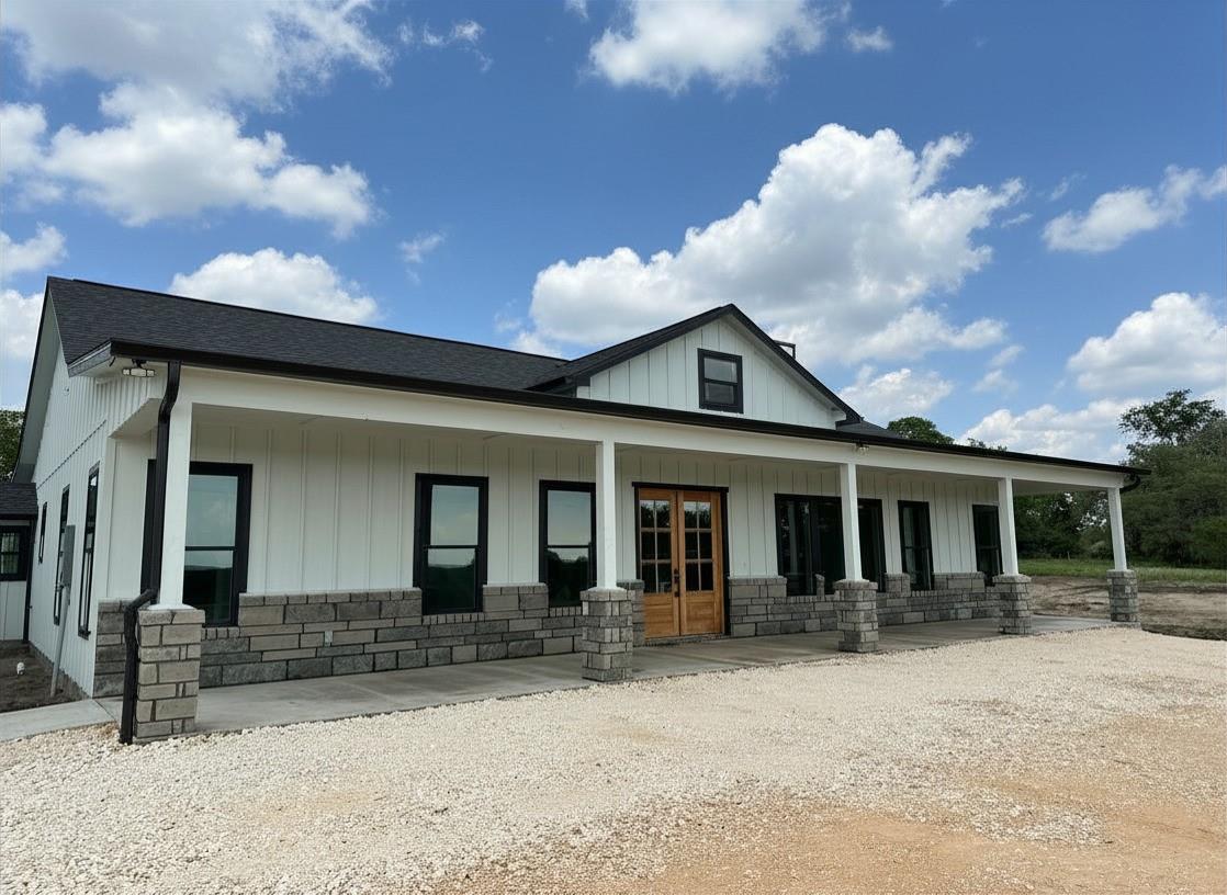 3880 Hranicky Road, Schulenburg, TX 78956 — photo 2