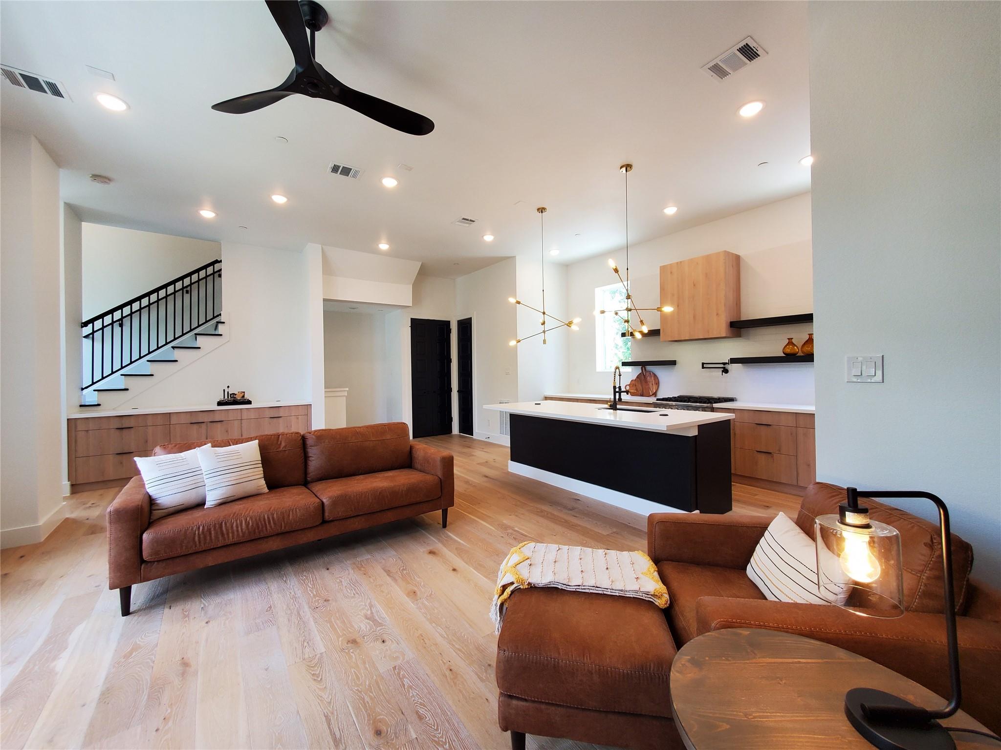1003 Kern Street #C — photo