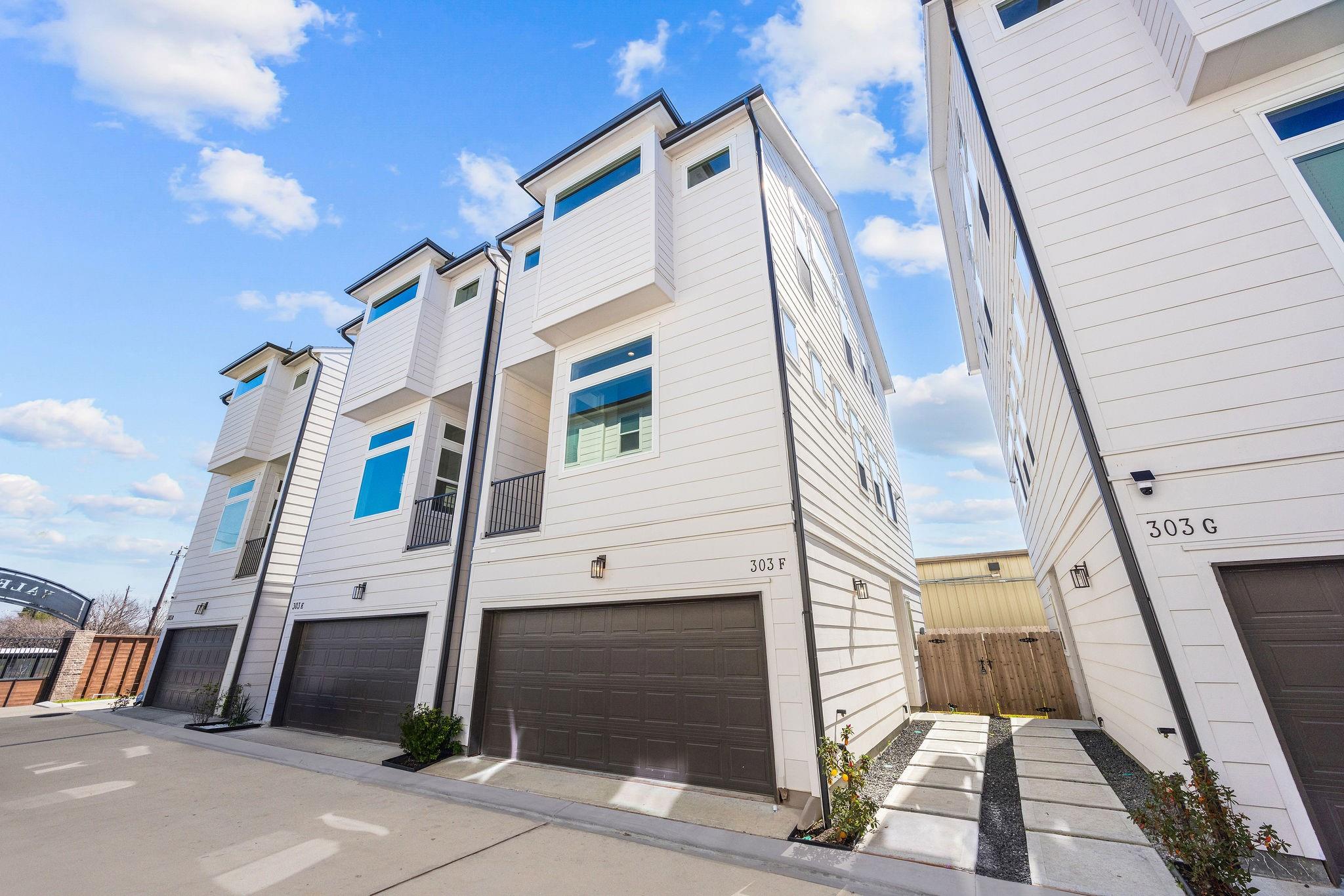 303 Marcella Street #K — photo