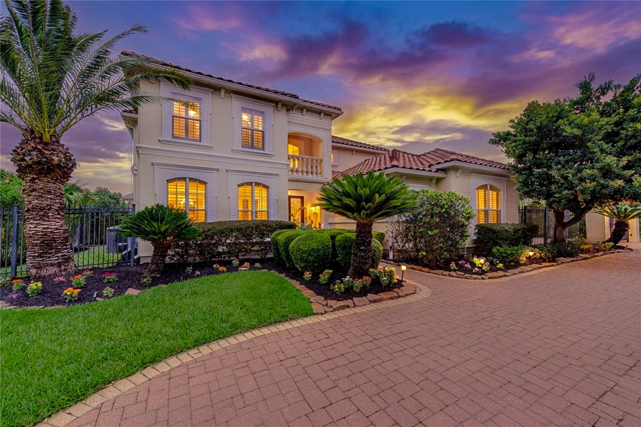 14114 Barnhart Boulevard — photo