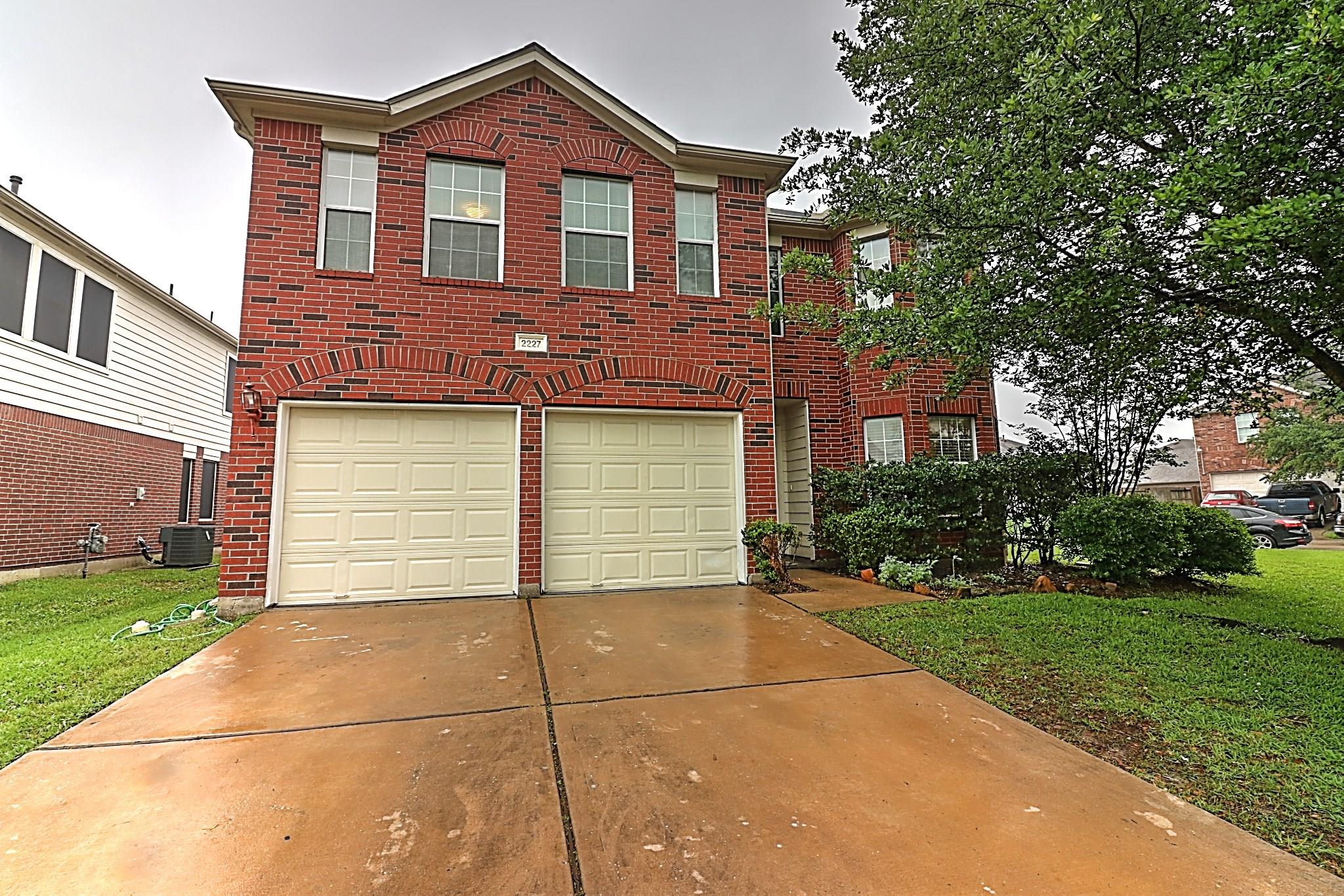 2227 Red Valley Drive — photo
