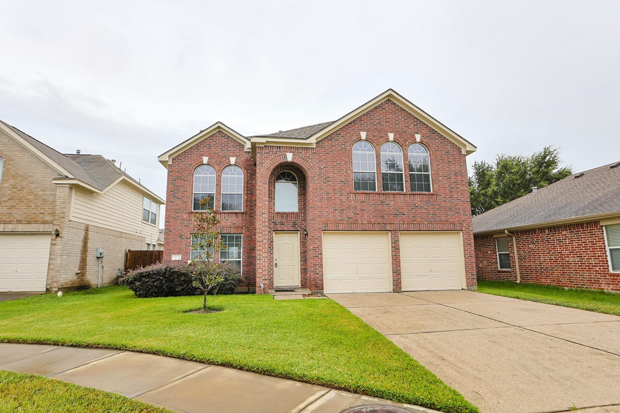 5007 Creekbridge Court — photo