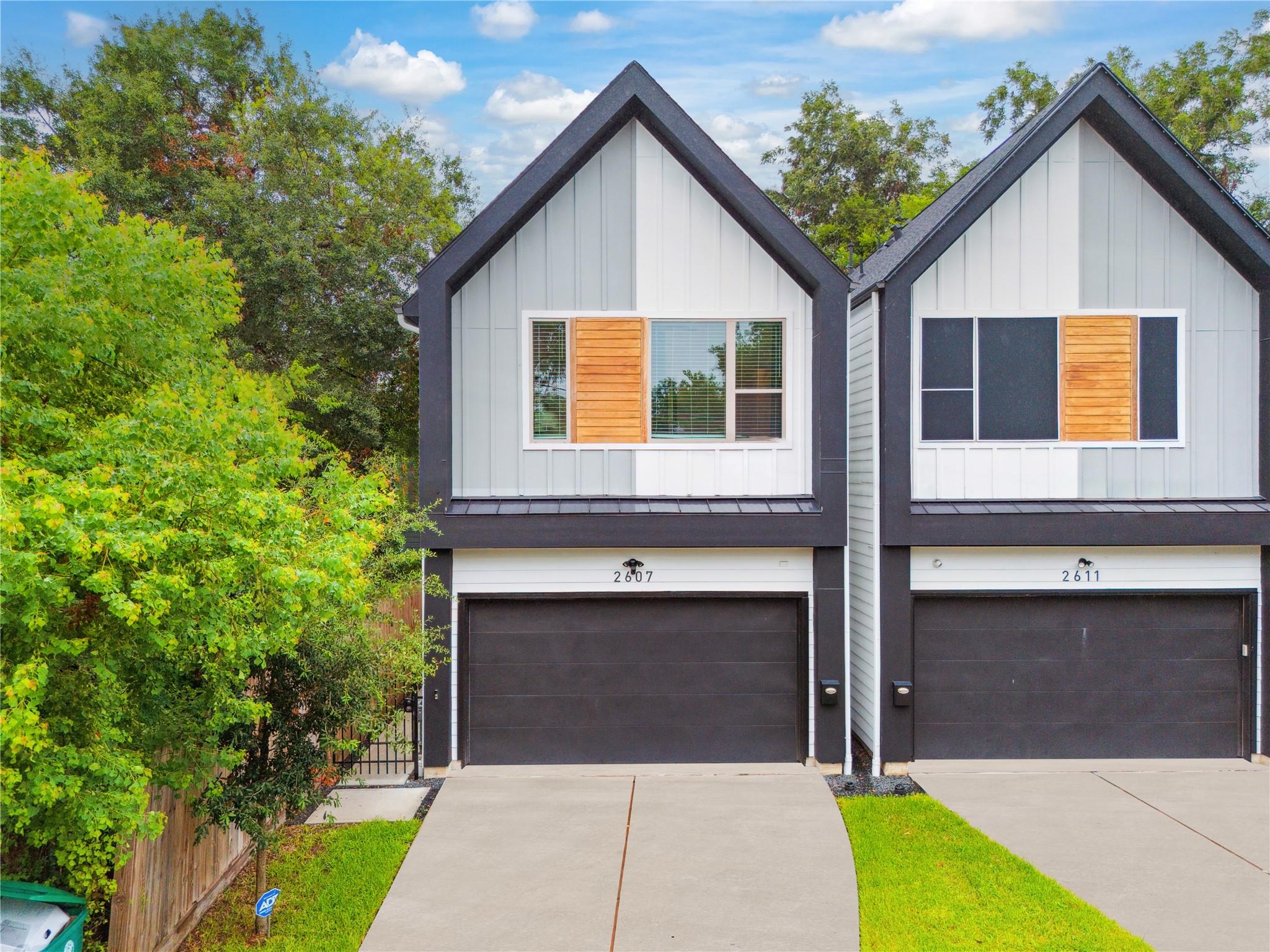 2607 Rosalie Street — photo
