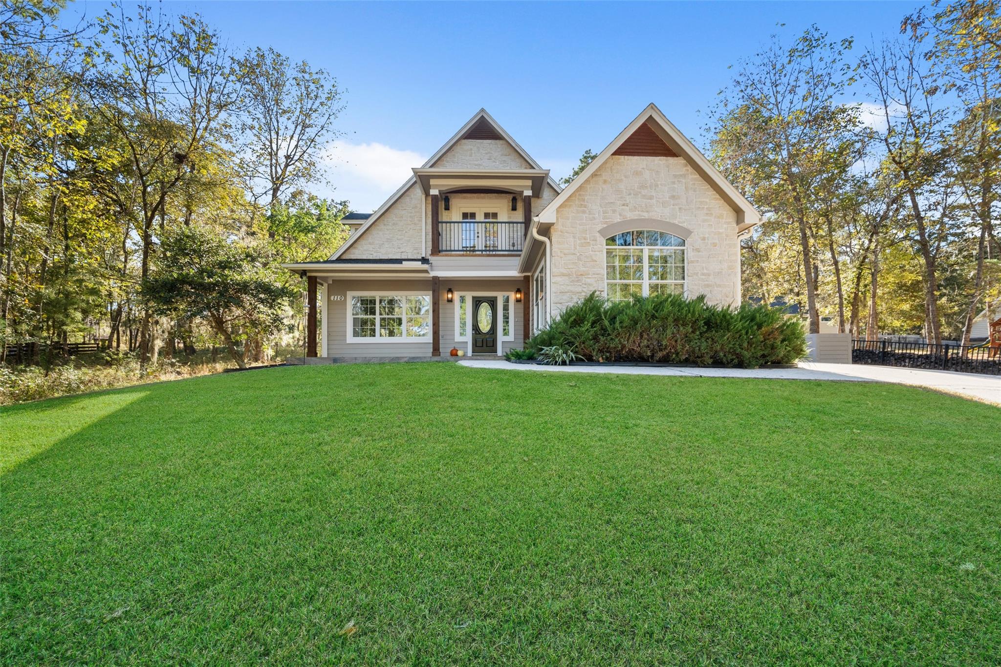 110 Lords Circle — photo