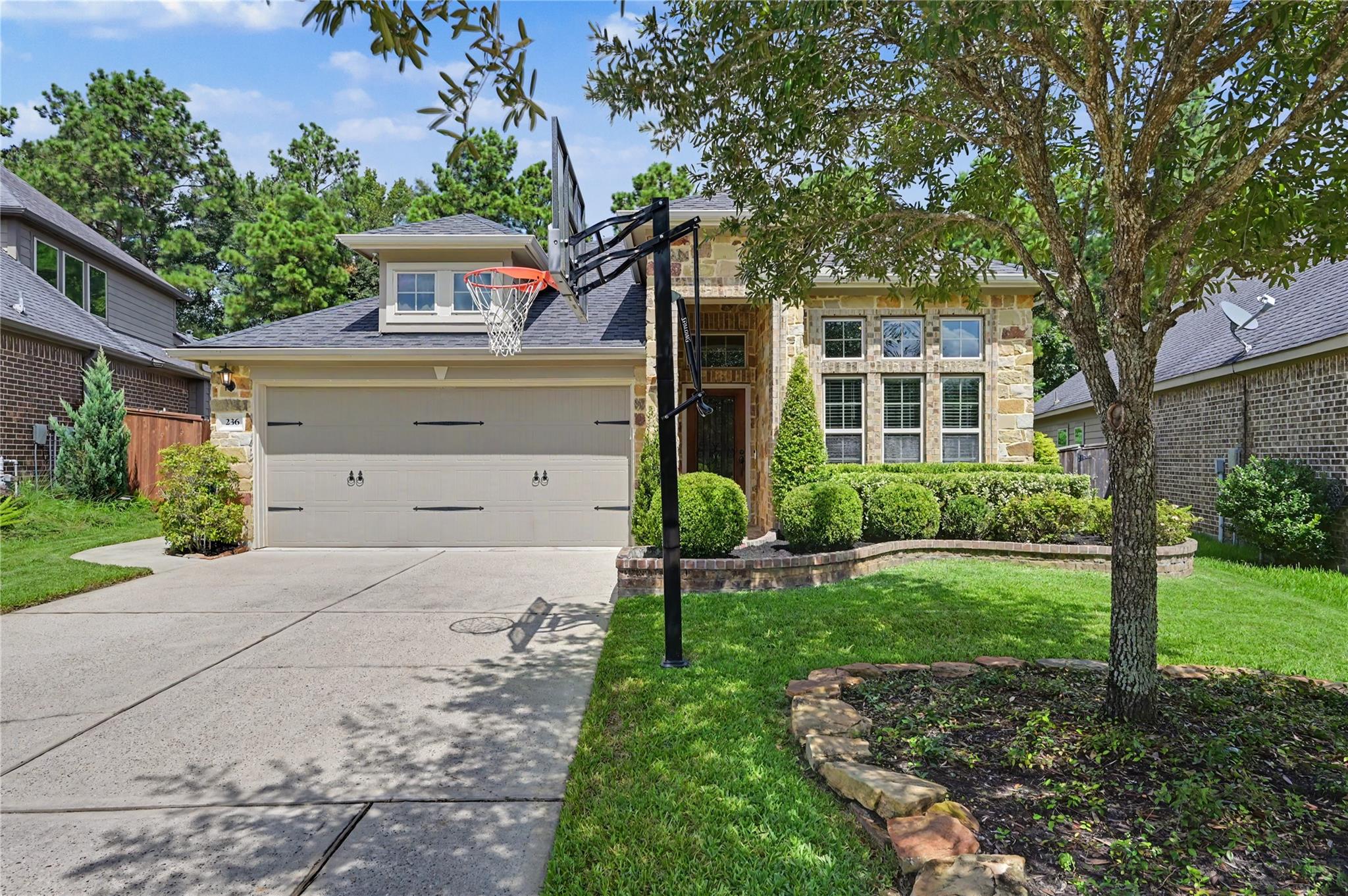 236 Clementine Court — photo