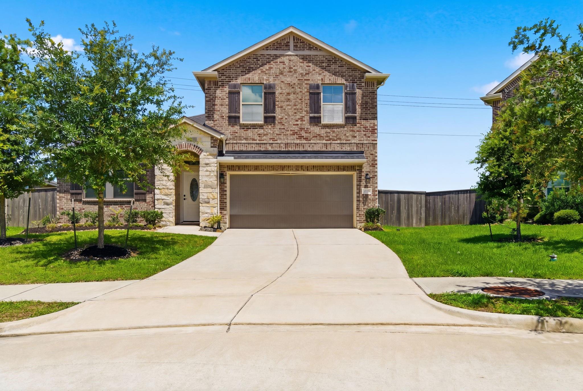 9127 Brazos Drive — photo