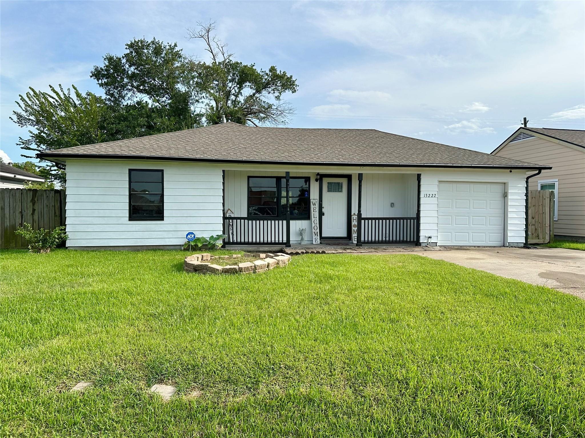 13222 Emporia Street — photo