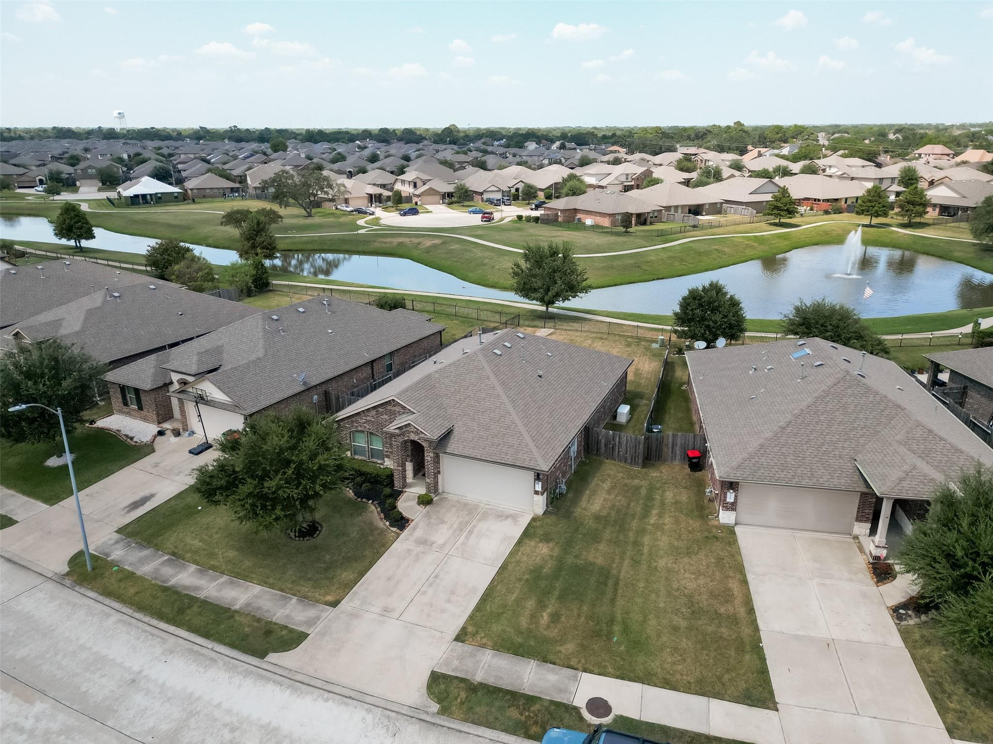 2822 Canadian Goose Lane — photo