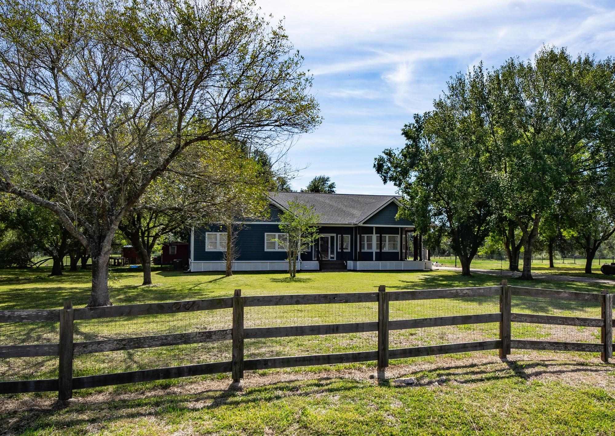 1302 Southfork Lane — photo