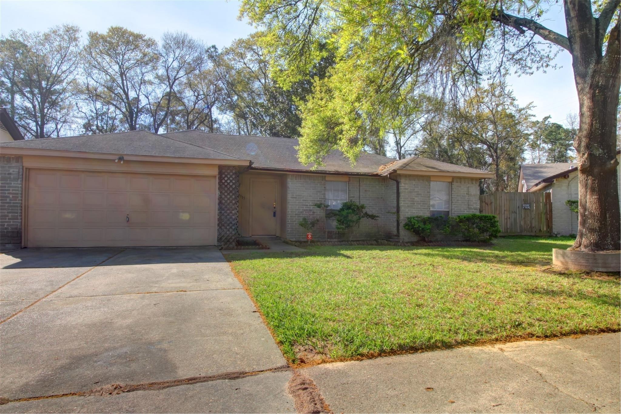 20315 Fox Glen Lane — photo