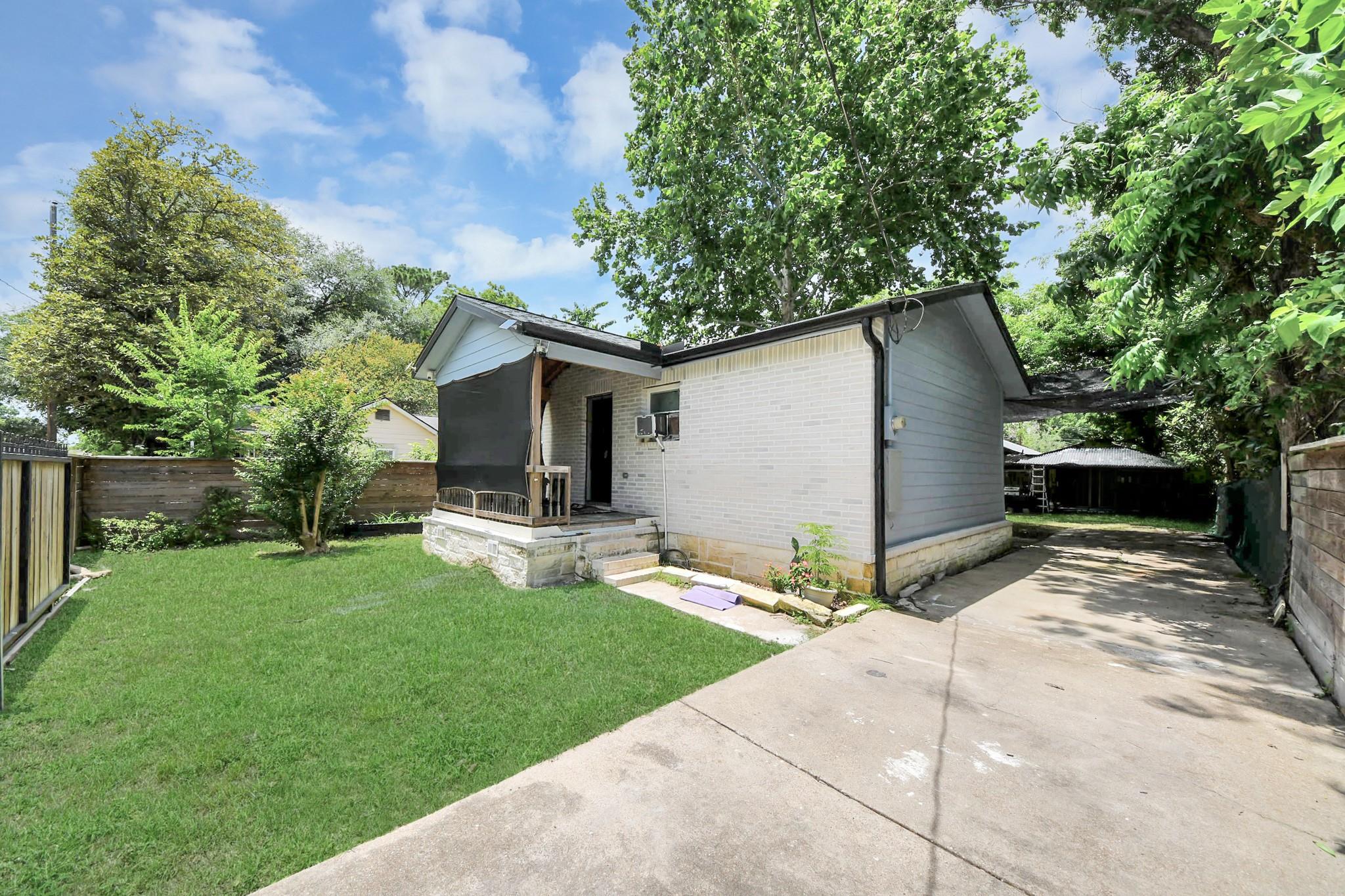 4035 Wylie Street — photo