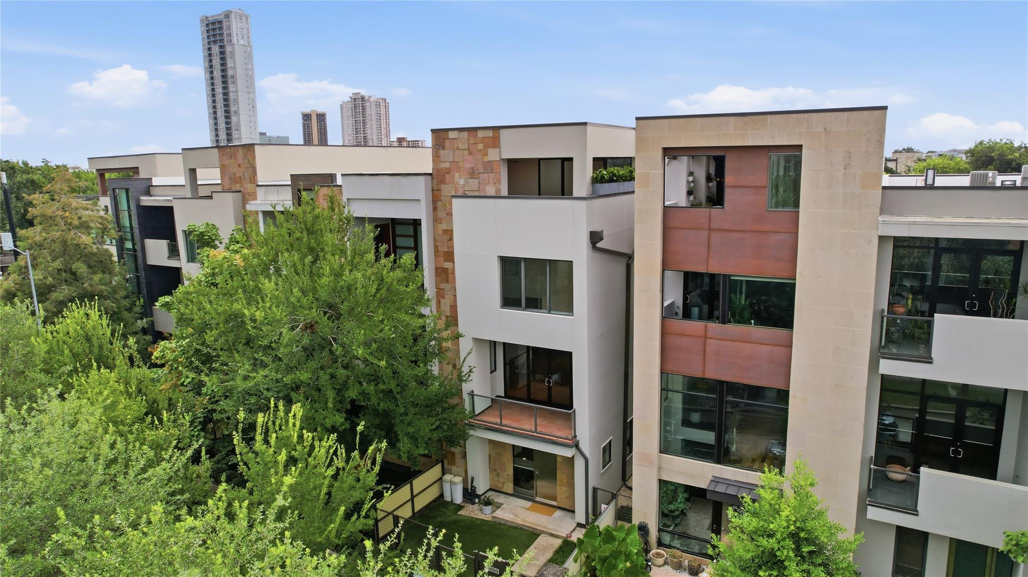 5409 Hidalgo Street #D — photo