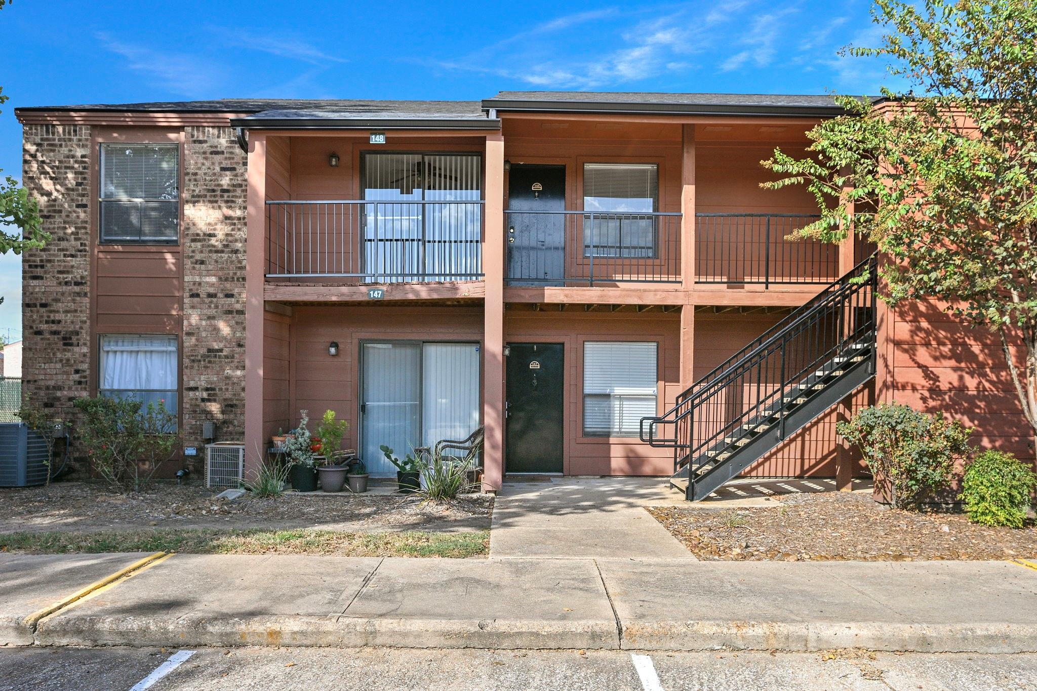 904 University Oaks Boulevard #148 — photo