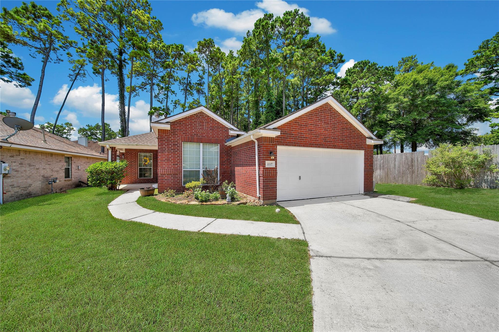 2227 Valley View Crossing — photo