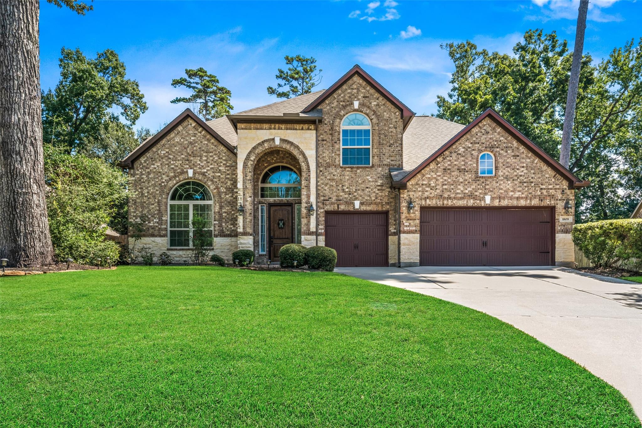 1809 Lily Meadows Drive — photo