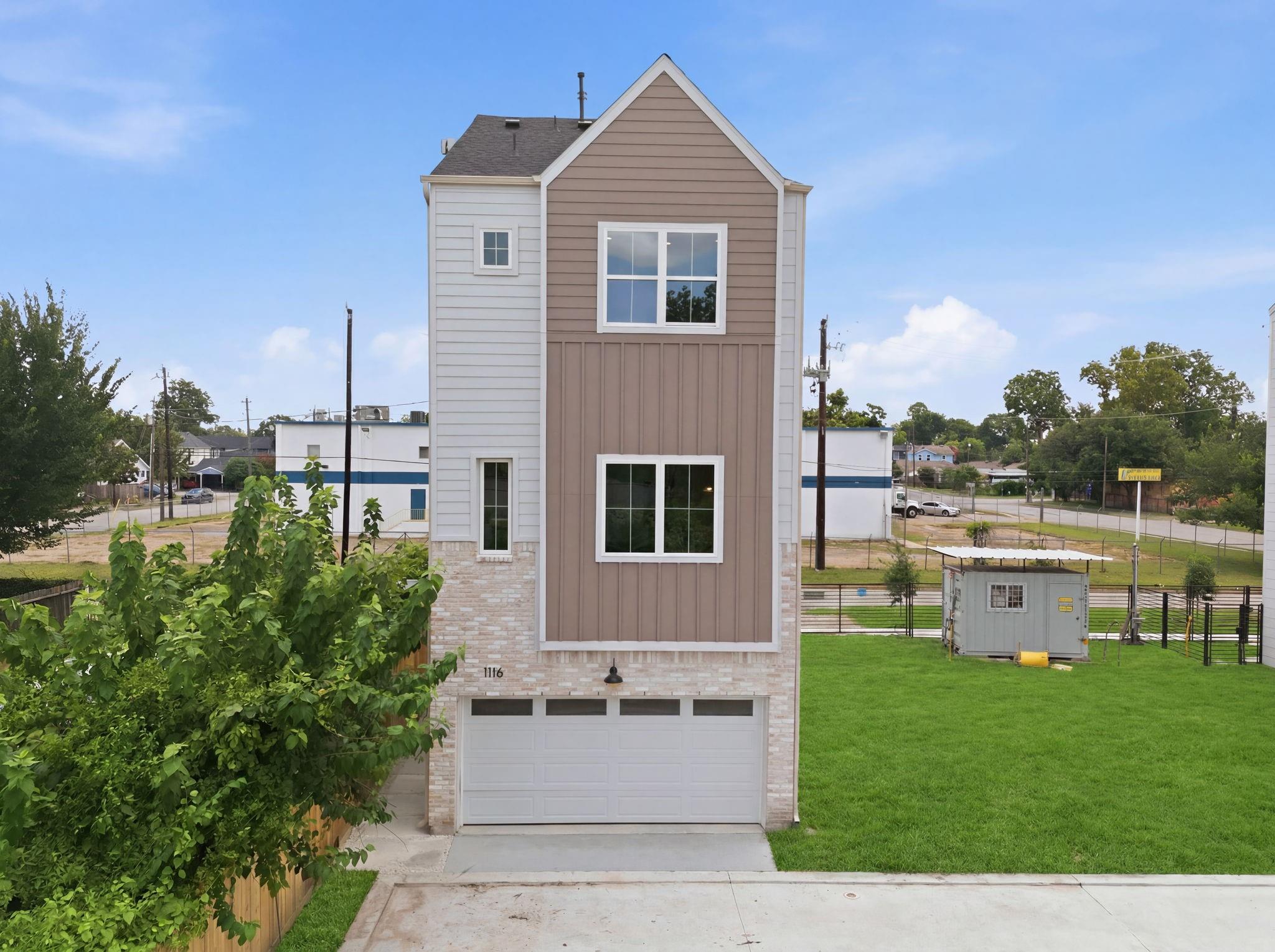 1116 Weiss Street — photo