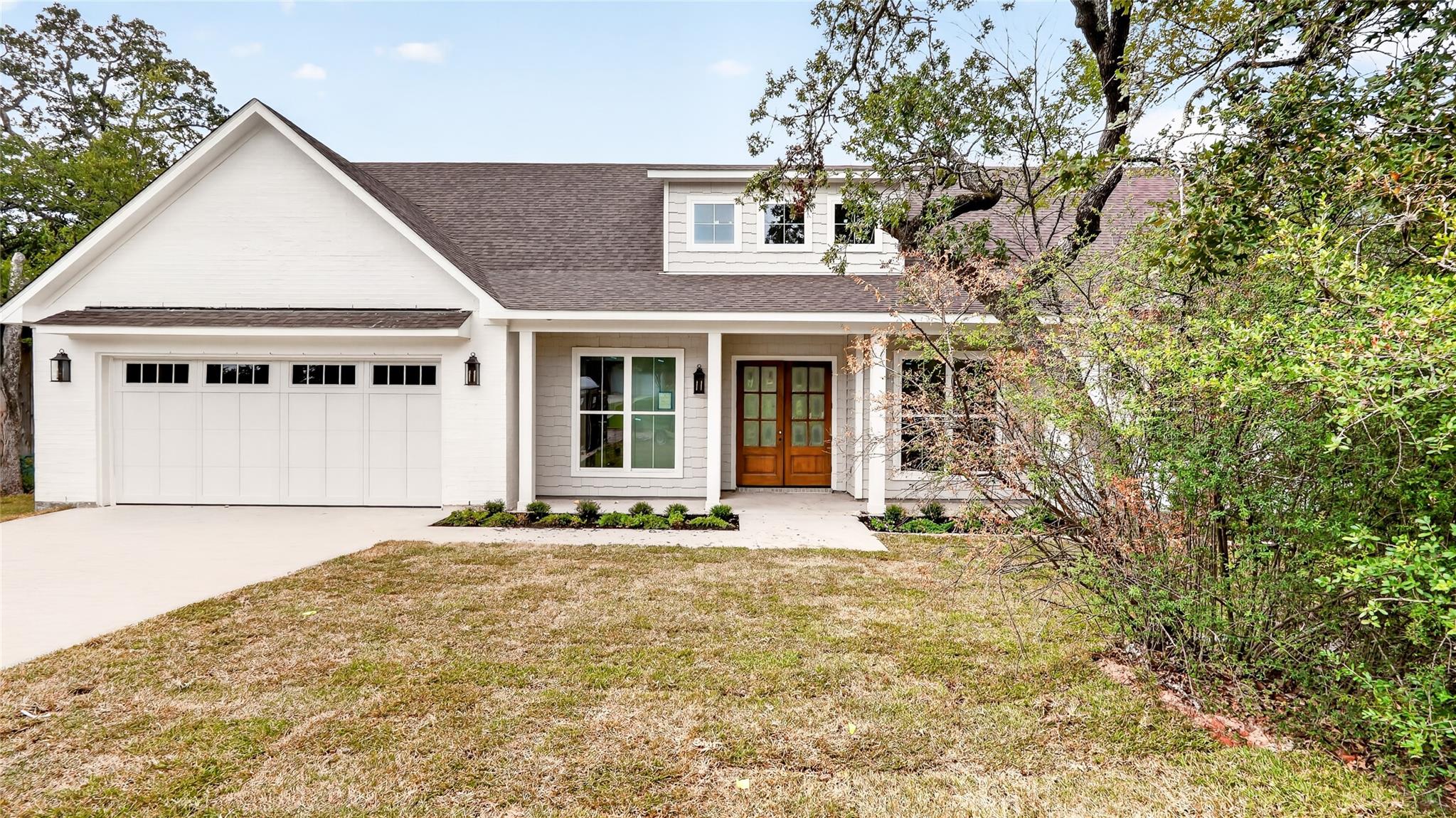 212 Greenway Drive — photo