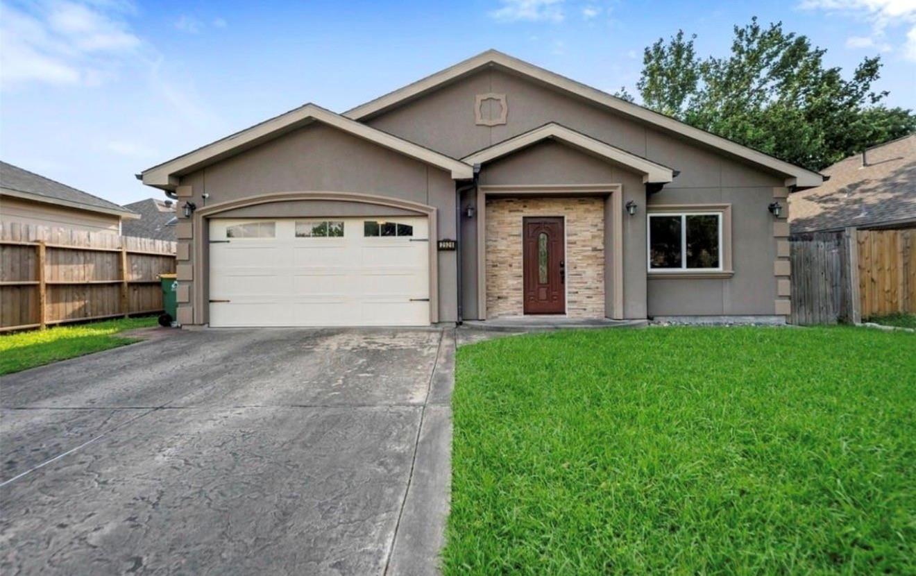 2526 Perez Road — photo