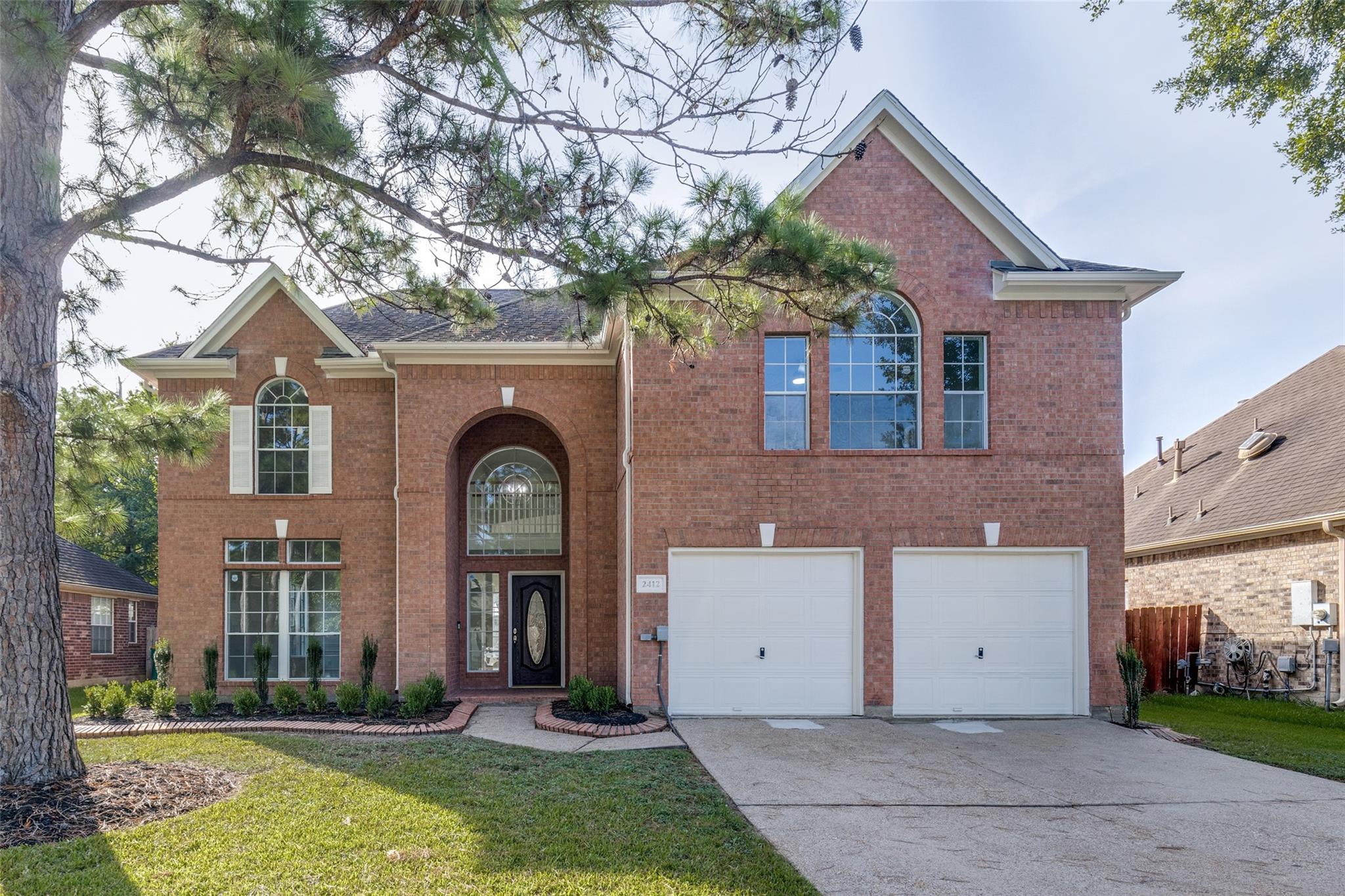 2412 Piney Woods Drive — photo
