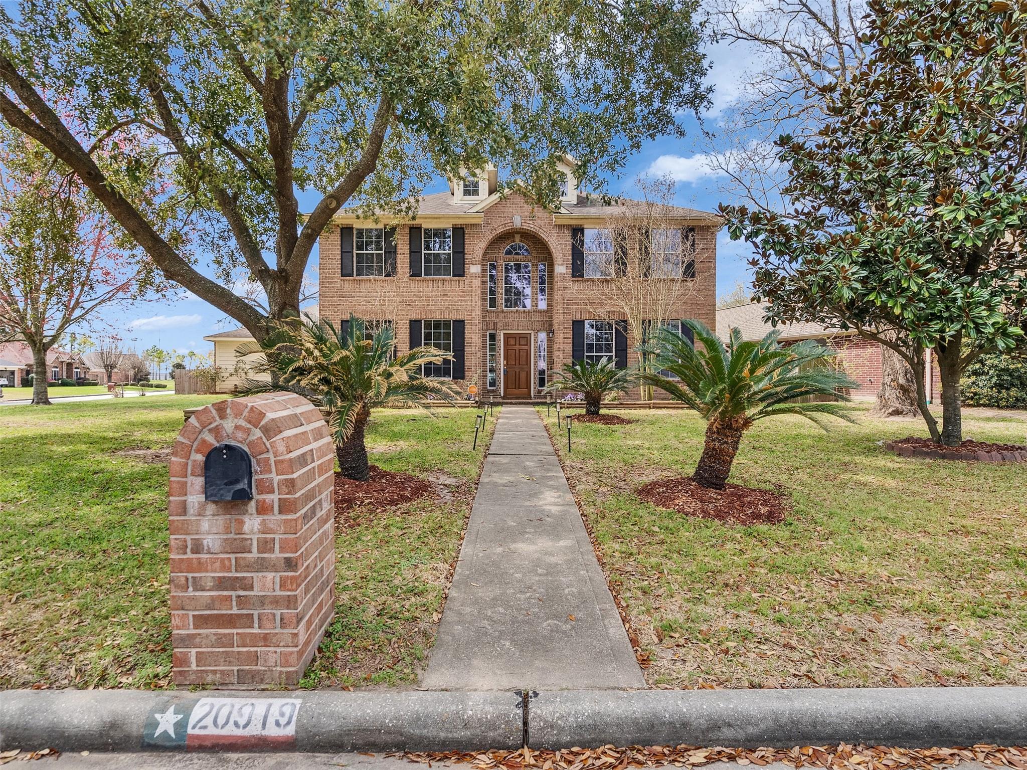 20919 Burnt Amber Lane — photo