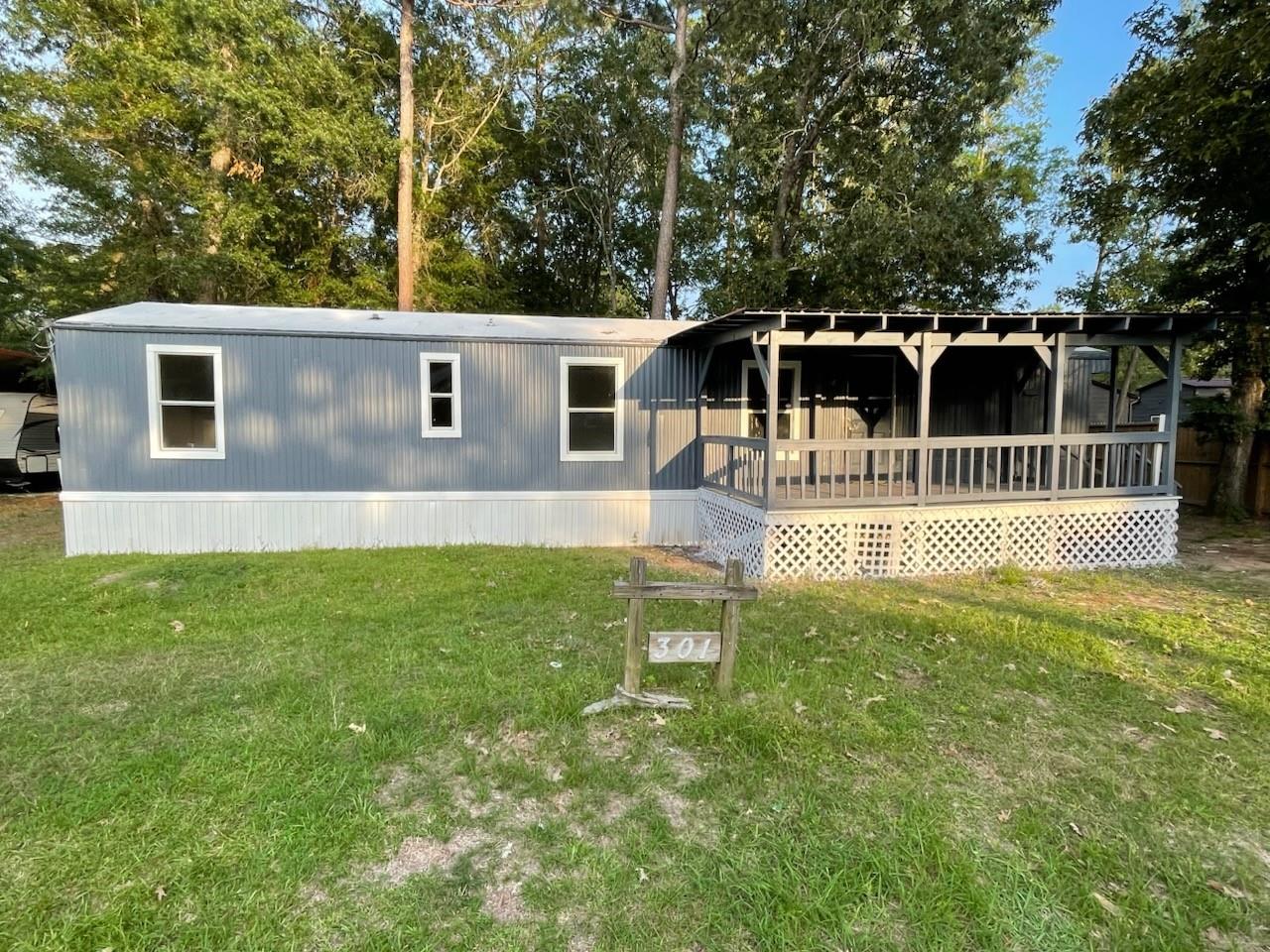 301 Morocco Drive — photo
