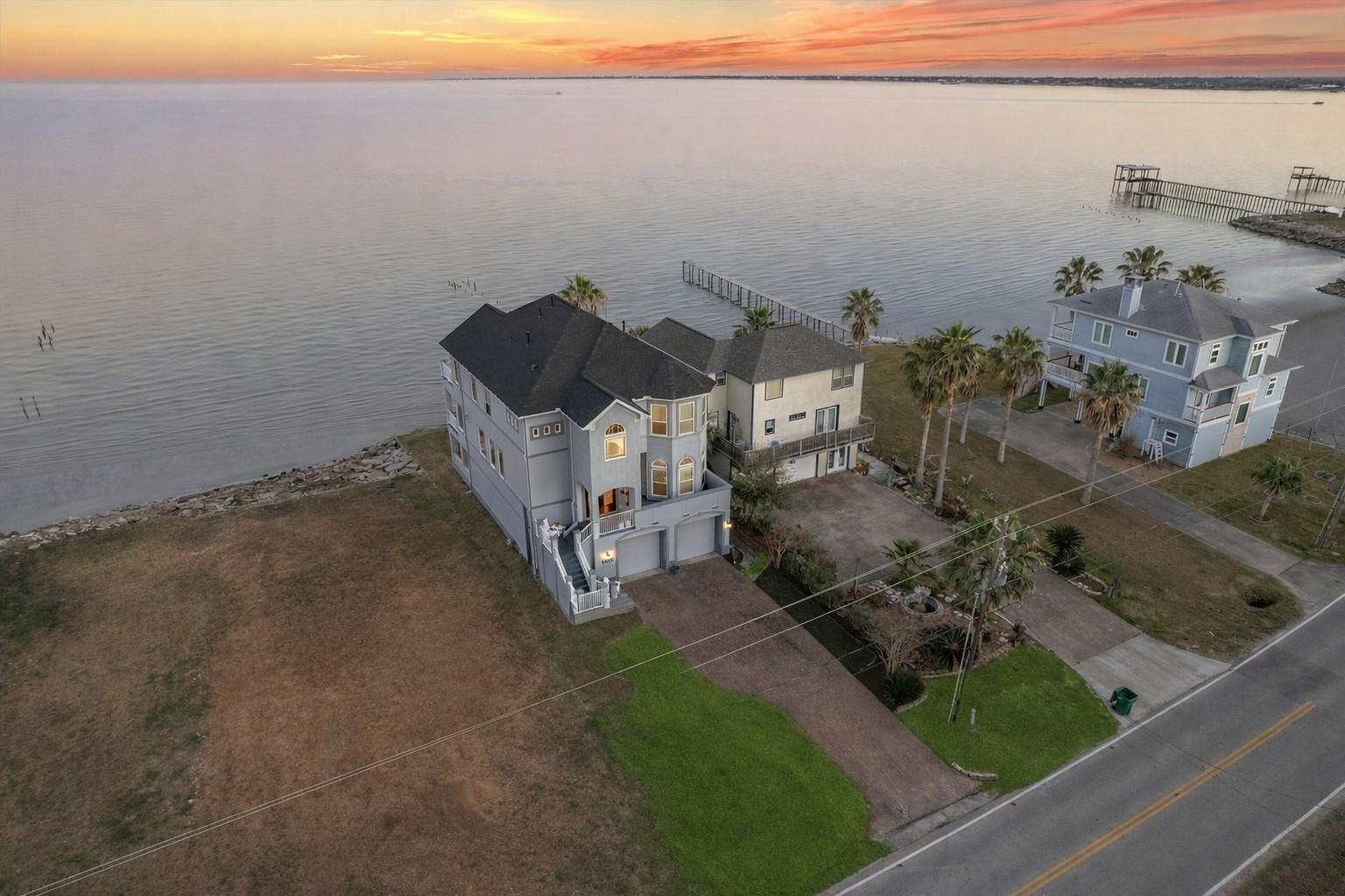 1406 Todville Road — photo