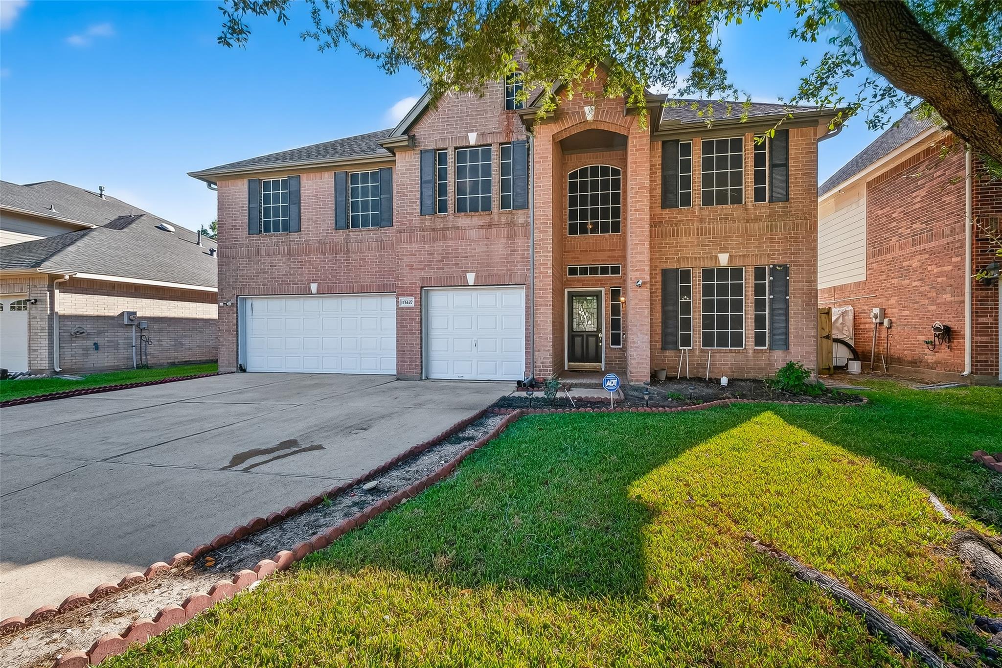15527 Seminole Canyon Drive — photo