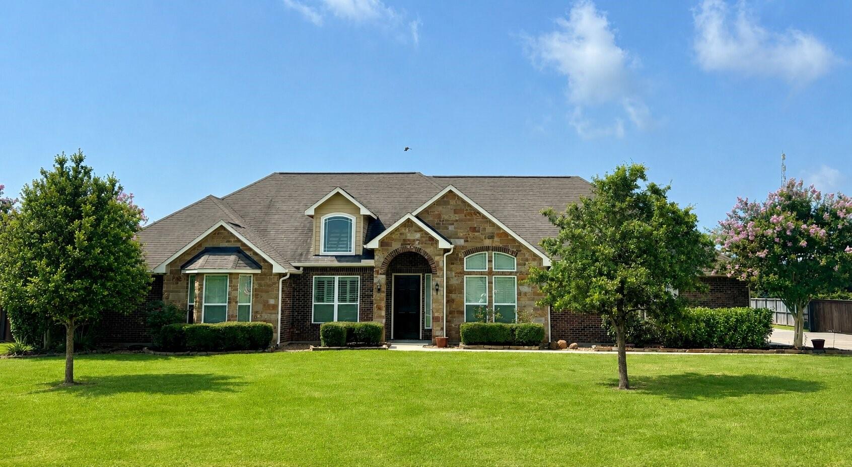 5118 Landon Lane — photo