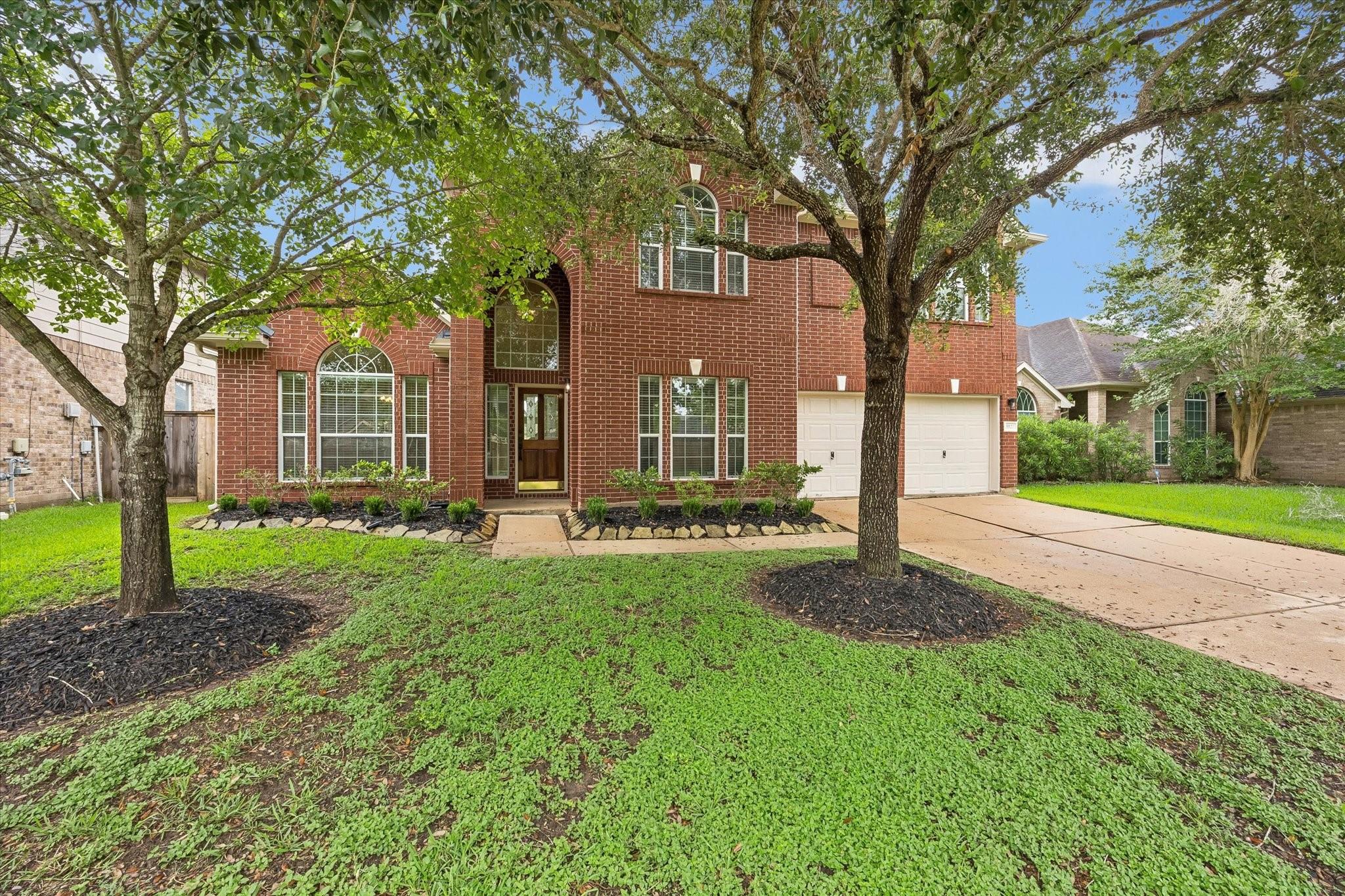 9127 Stoneleigh Drive — photo