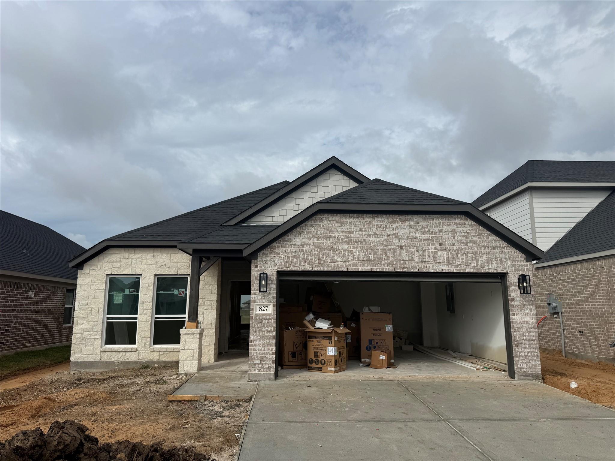 827 Orchard Vale Road — photo