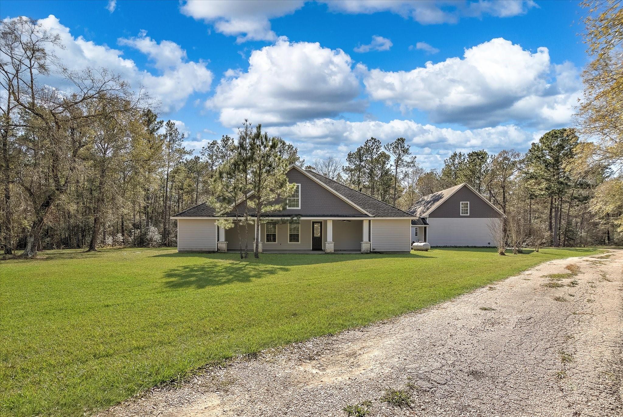 2501 FM 1008 — photo