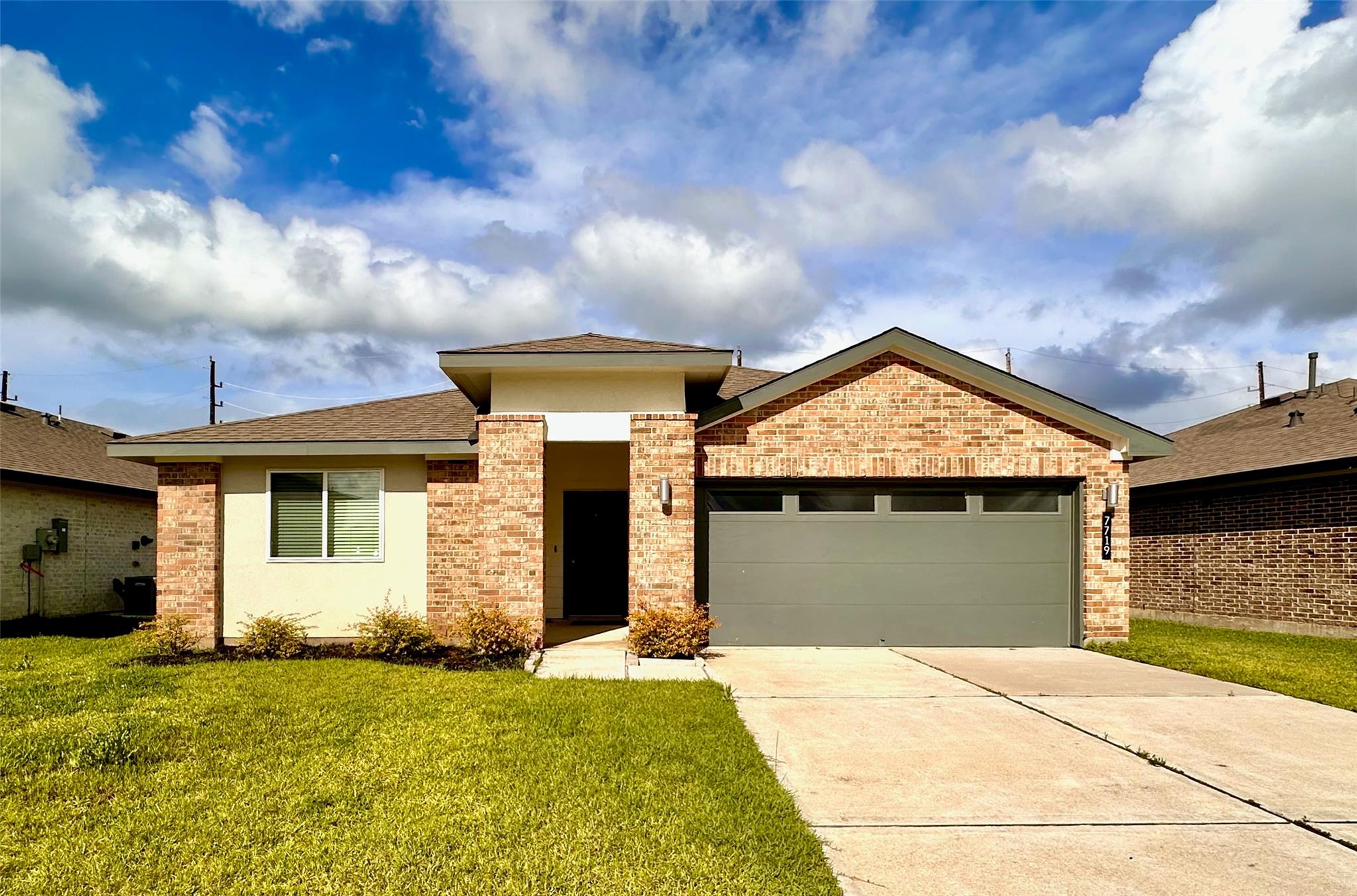 7719 Suffolk Valley Lane — photo