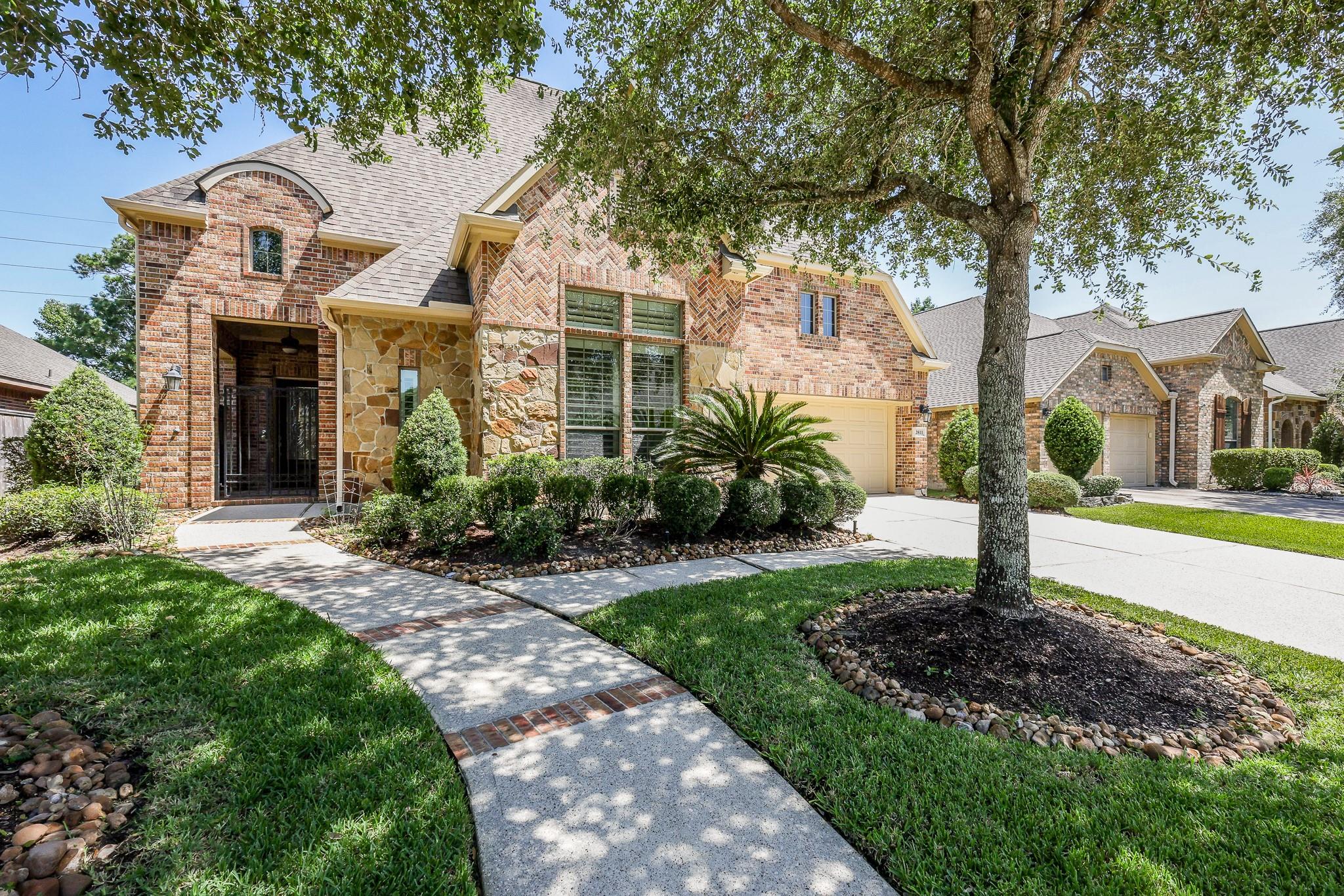 2811 King Point View Lane — photo