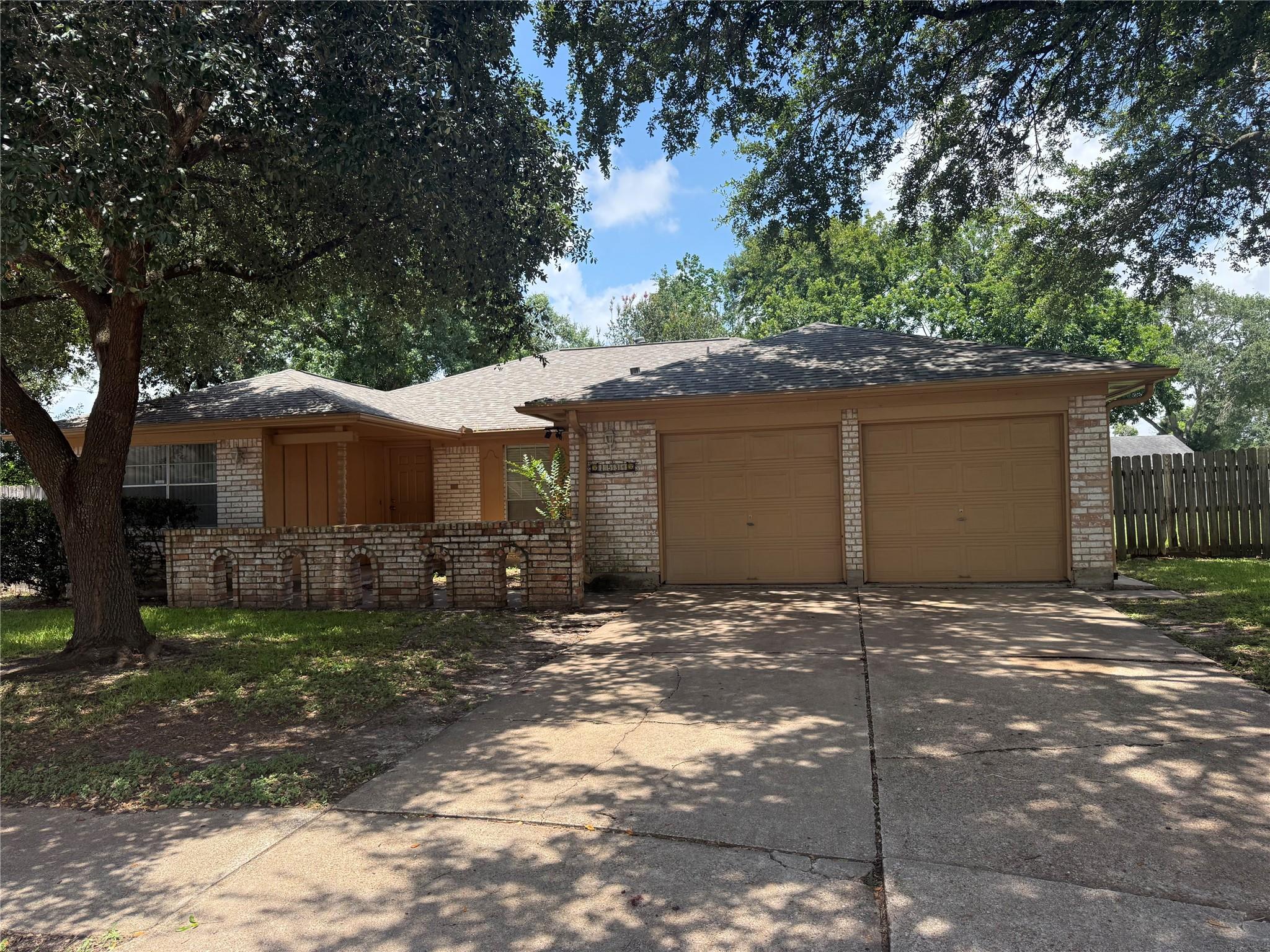 1534 Alderbrook Drive — photo