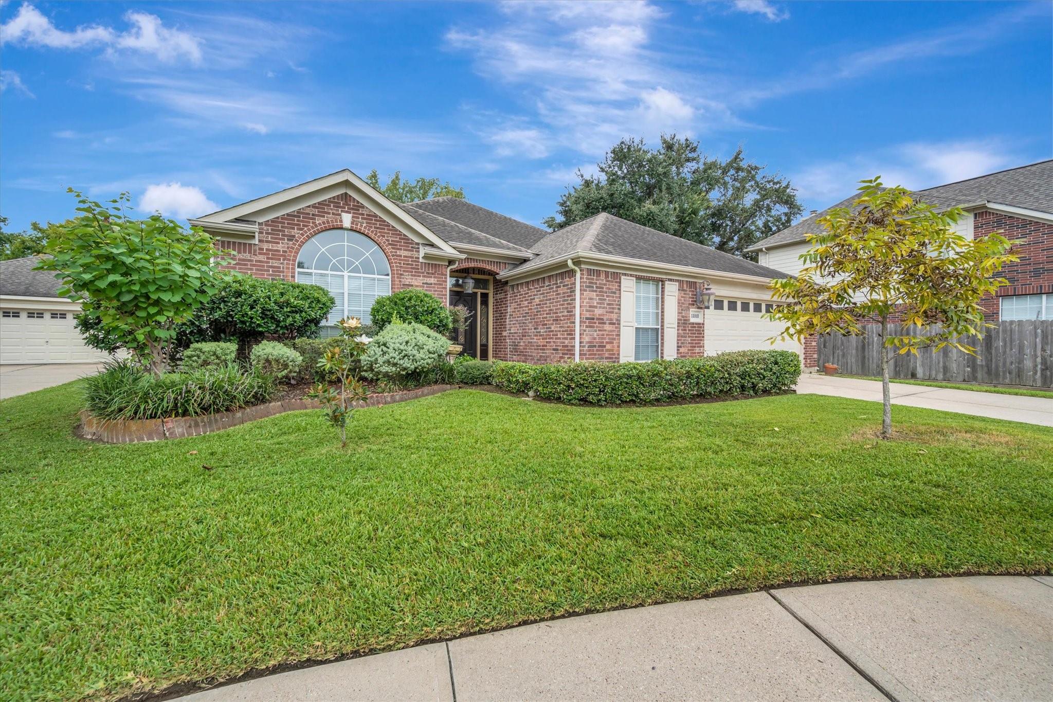 13910 Marbledale Court — photo