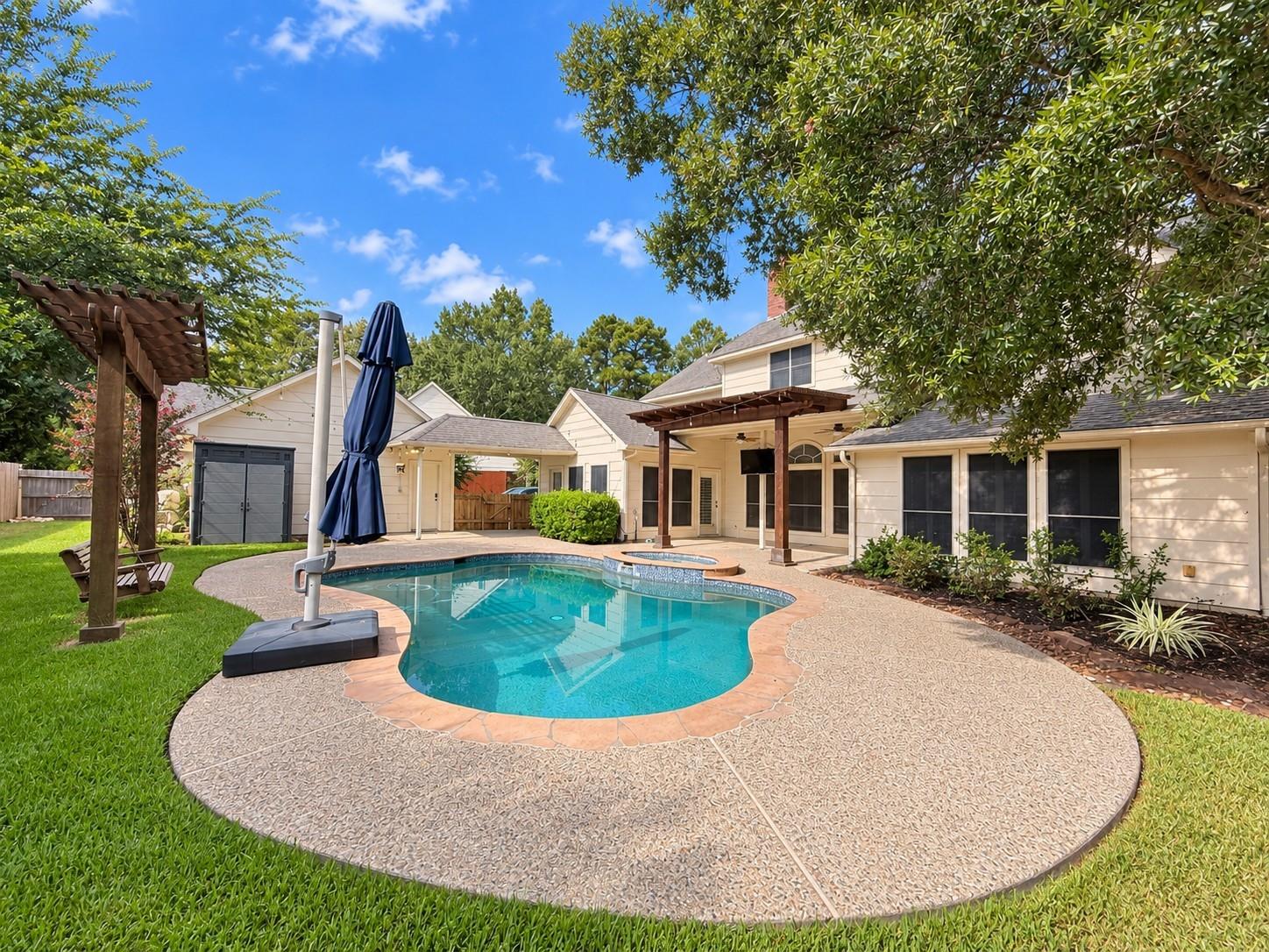 5814 Woodland Creek Drive — photo