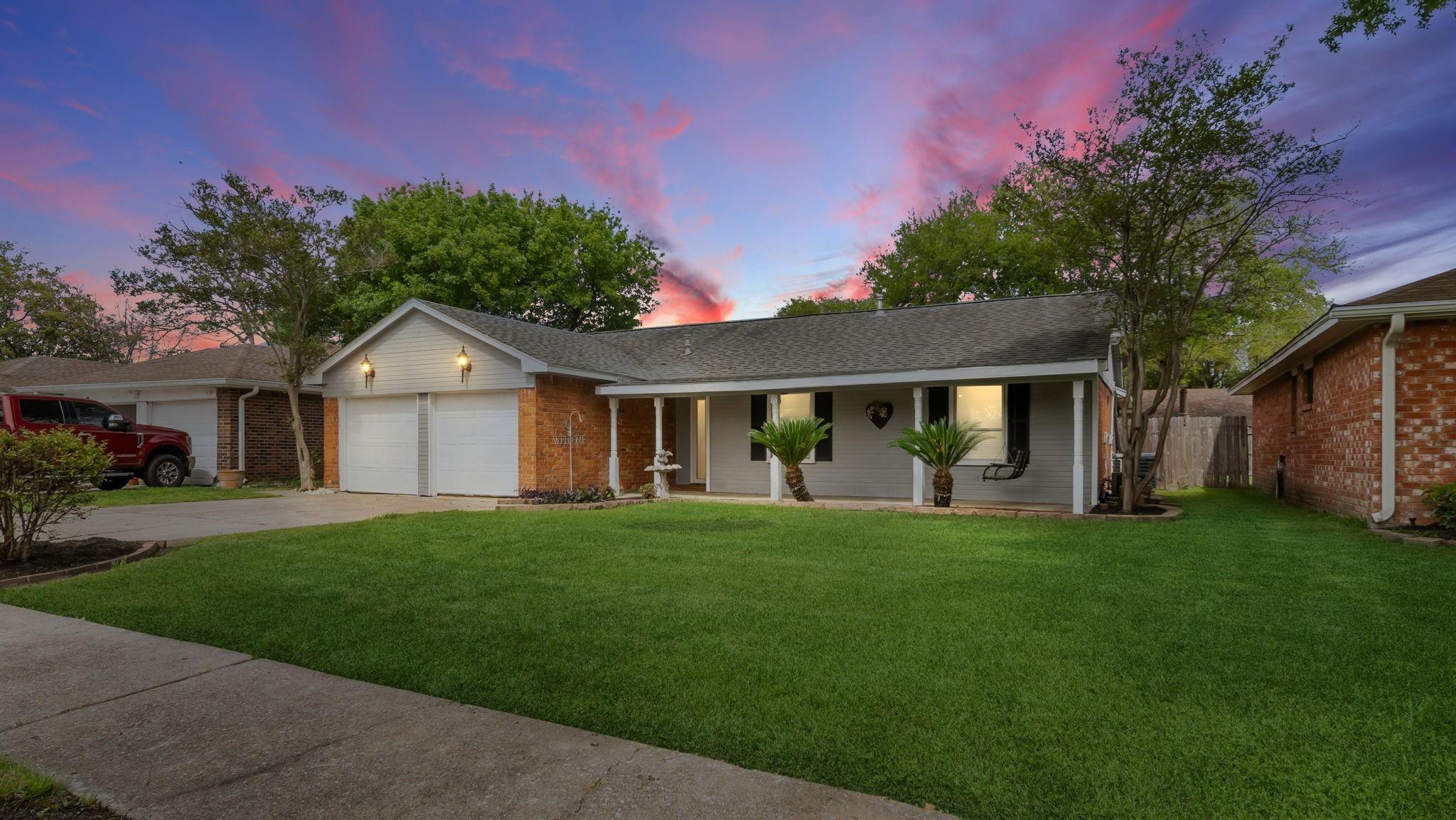 10111 Stonemont Road — photo