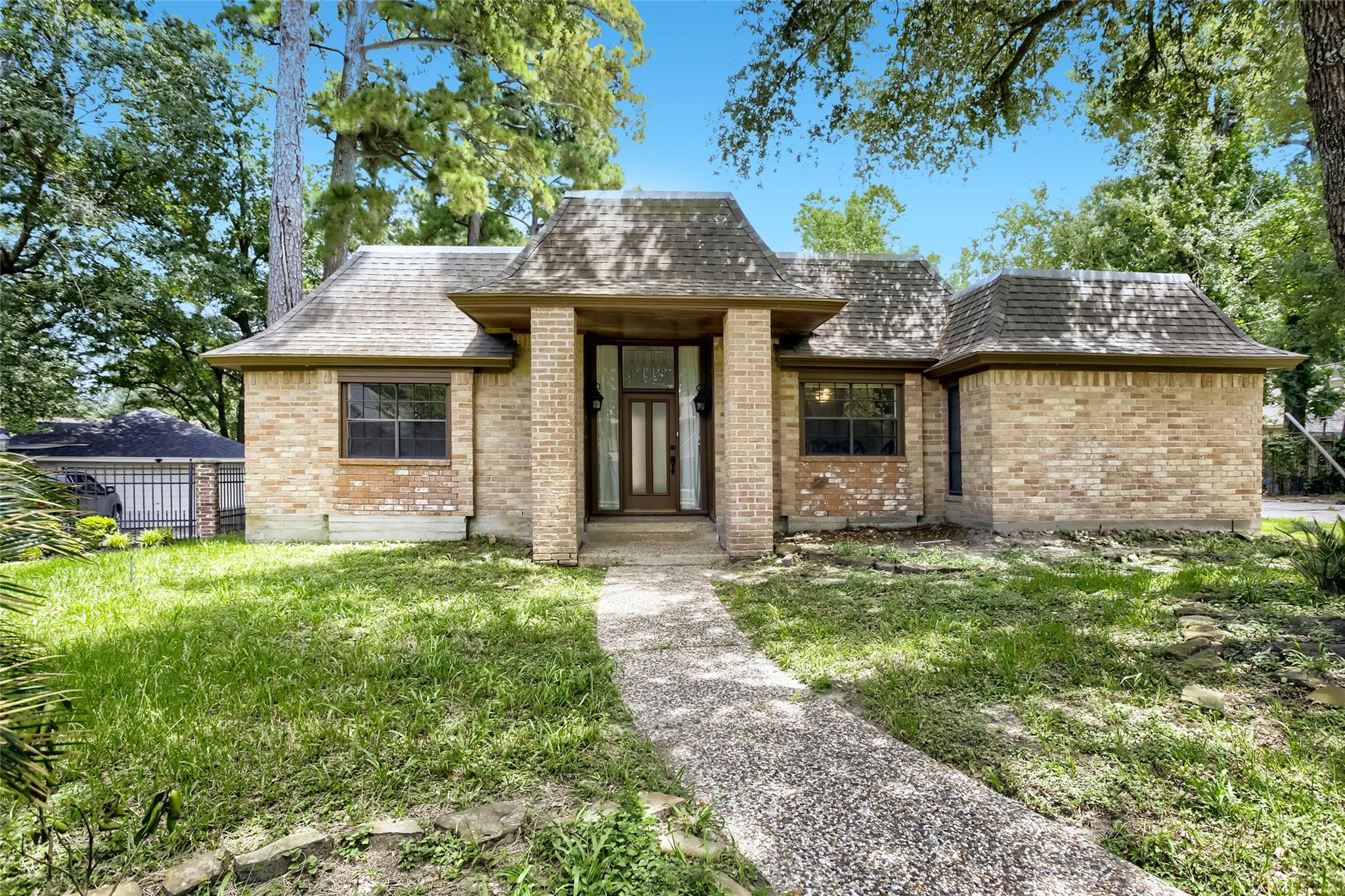 3811 Sunstone Drive — photo