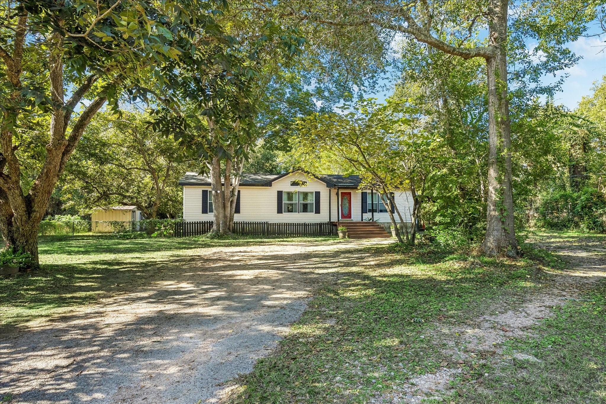 35509 Royal Road — photo