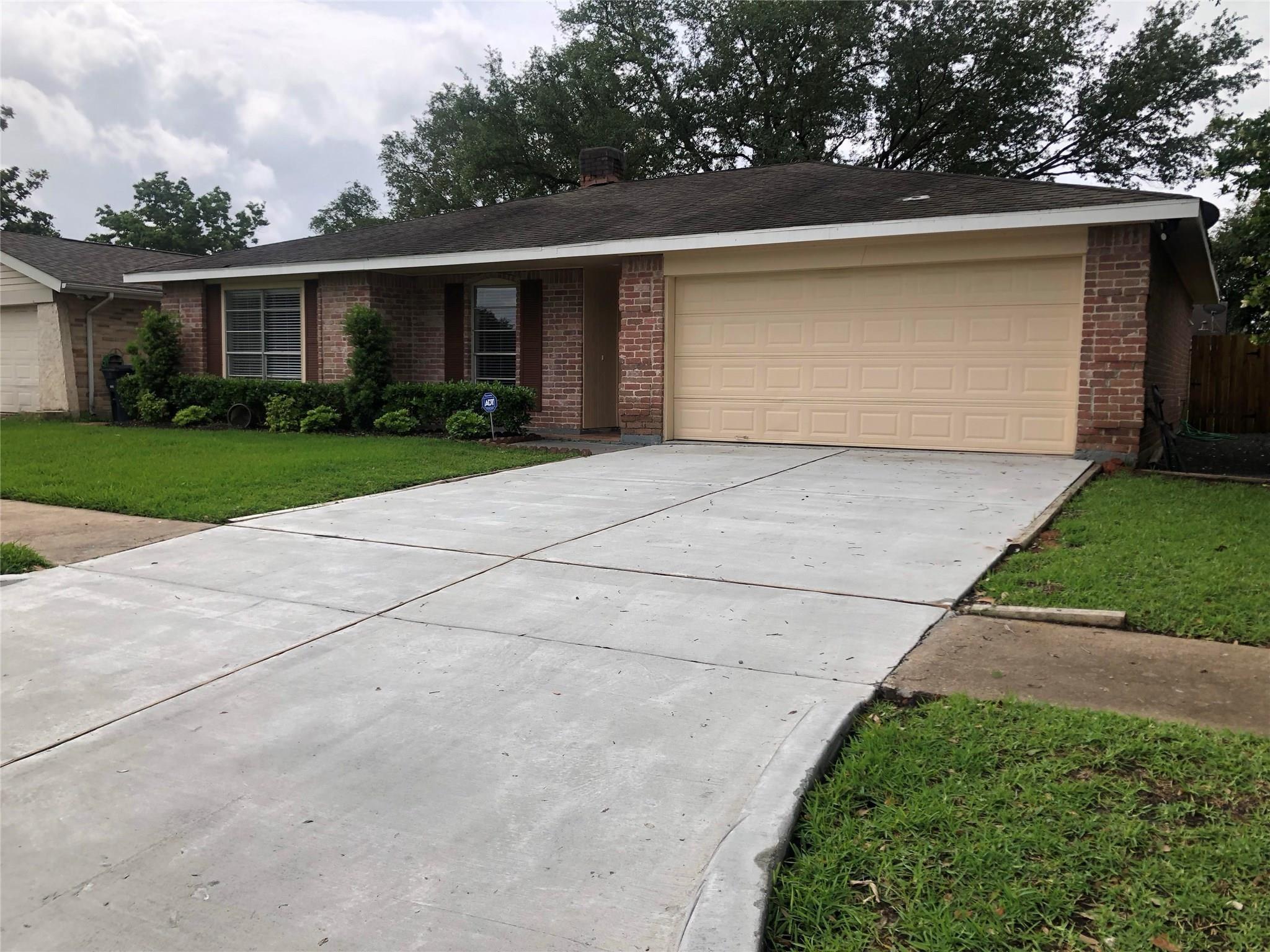 14315 Templar Lane — photo